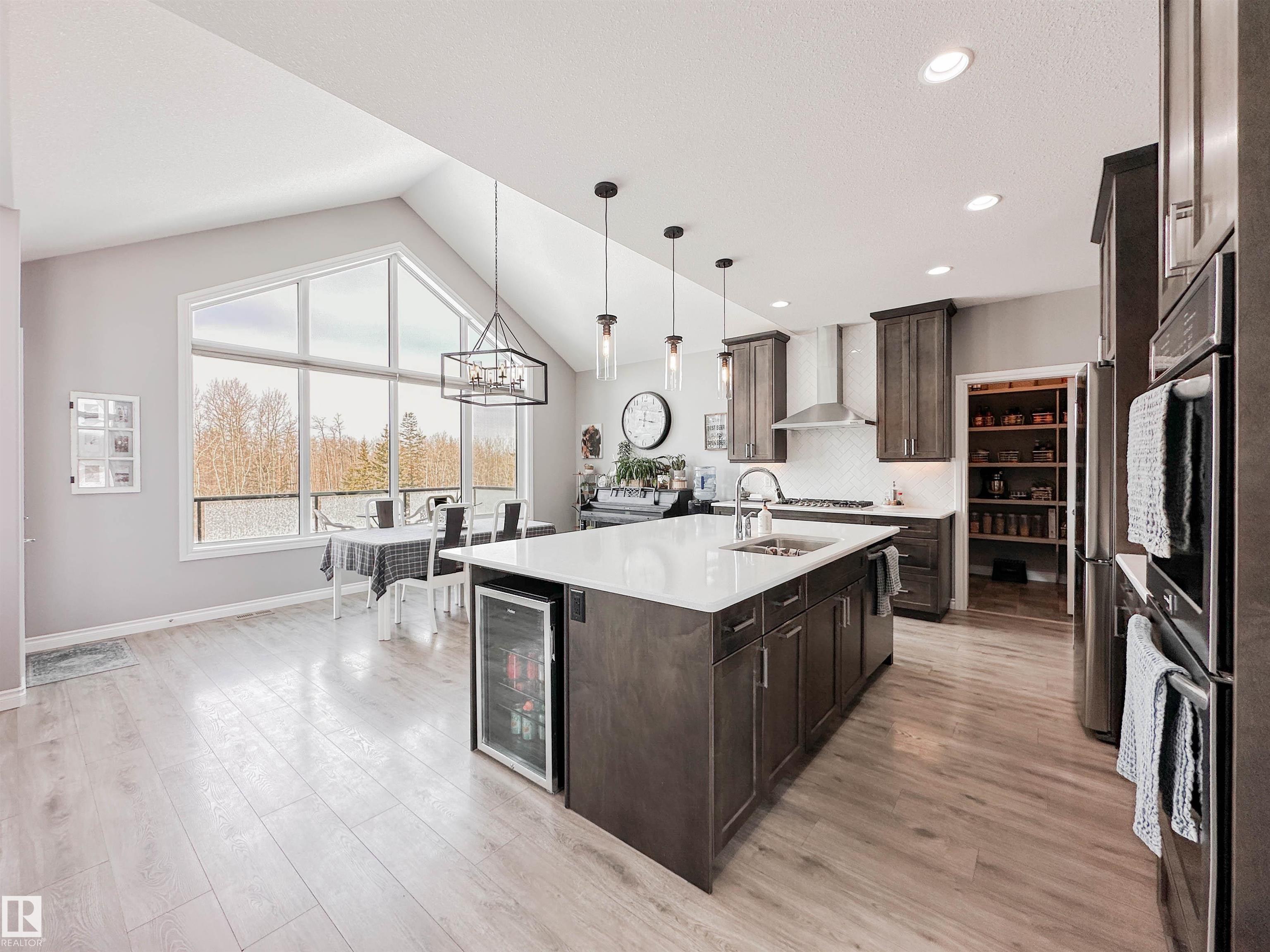 Photo 9 at 53244 Rge Road 210, None, Rural Strathcona County