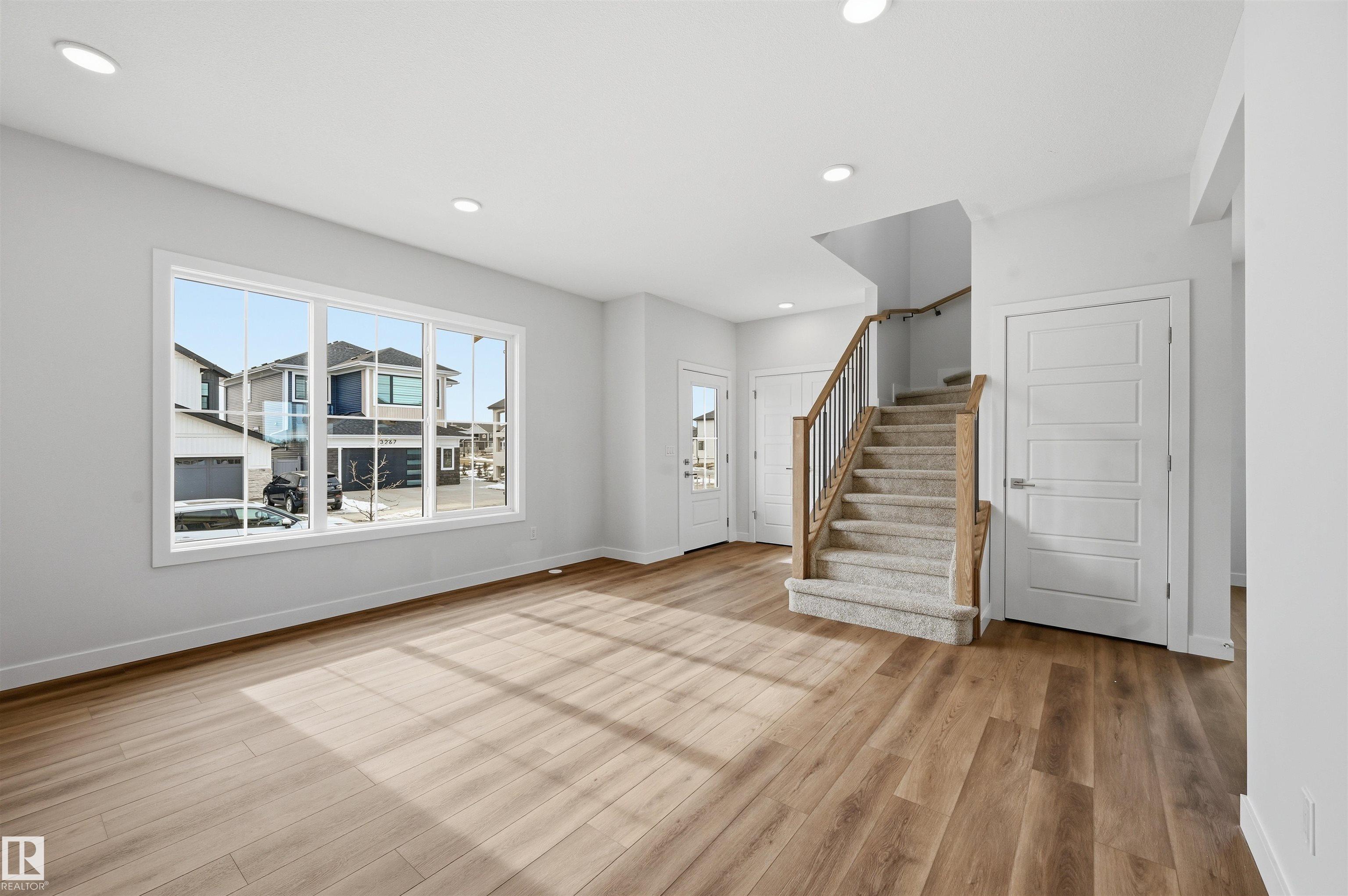 Photo 11 at 3266 Dallas Schmidt Drive NW, Griesbach, Edmonton