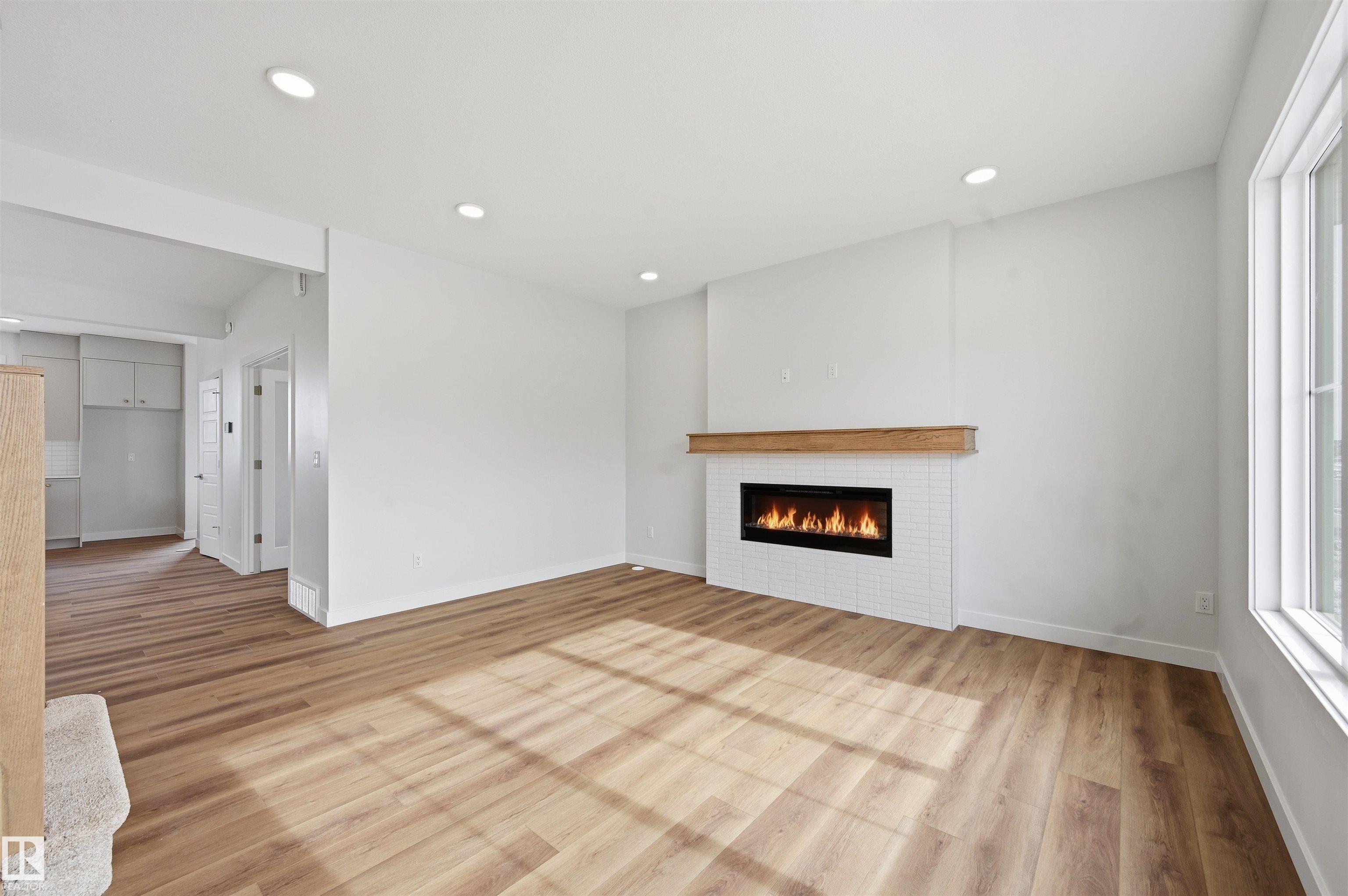 Photo 7 at 3266 Dallas Schmidt Drive NW, Griesbach, Edmonton