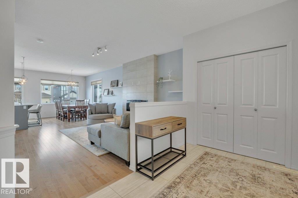 20936 95 Avenue NW, Webber Greens, Edmonton