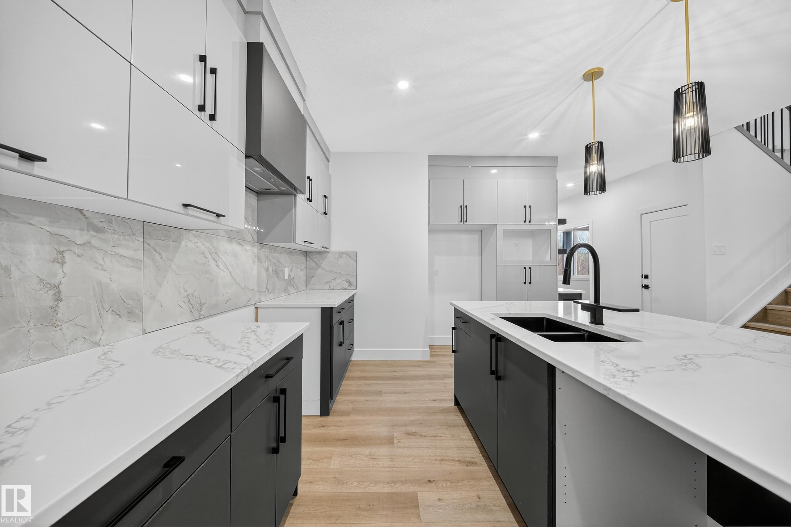 Picture for 6117 CRAWFORD DR SW