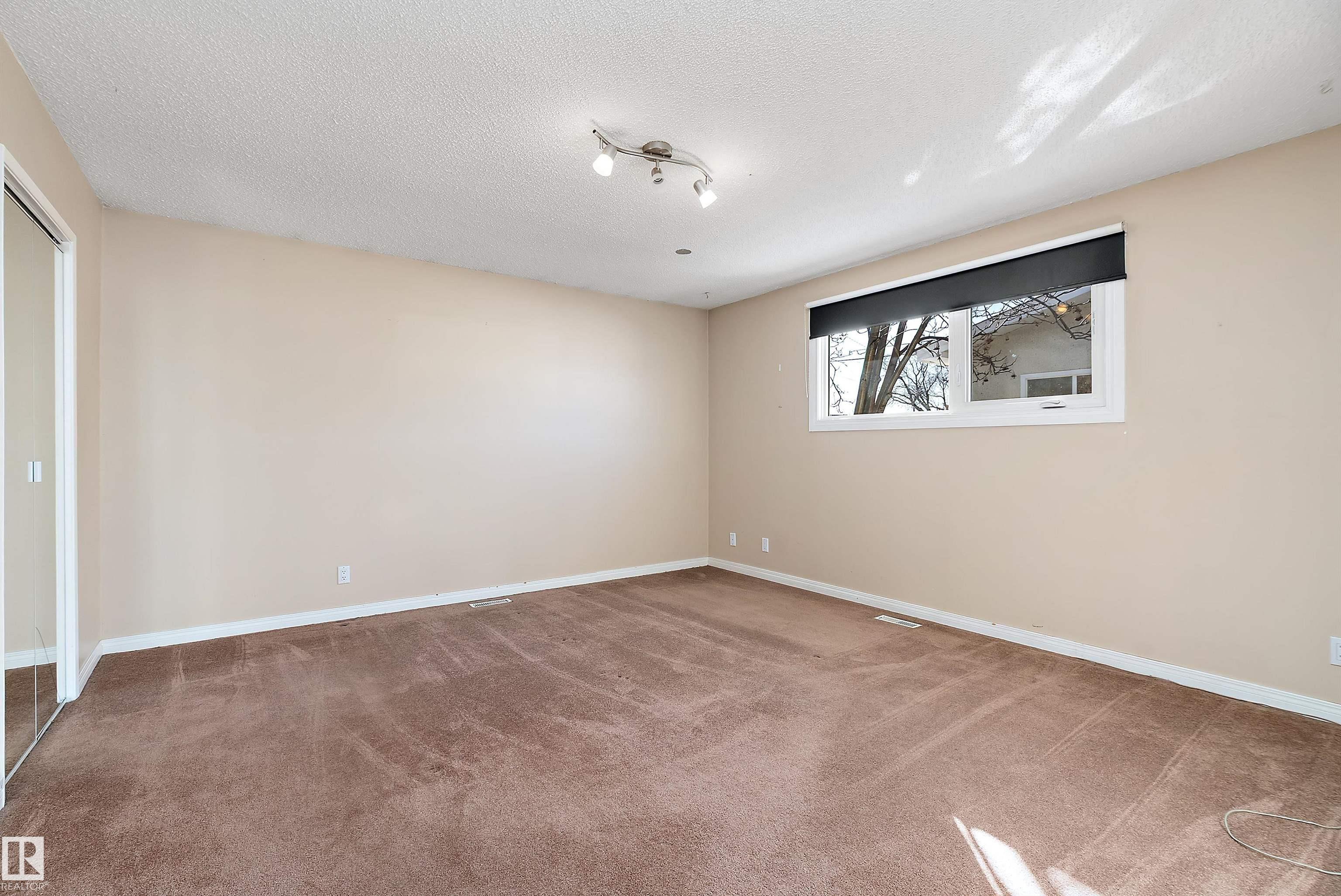 Photo 18 at 7711 132 A Avenue NW, Delwood, Edmonton