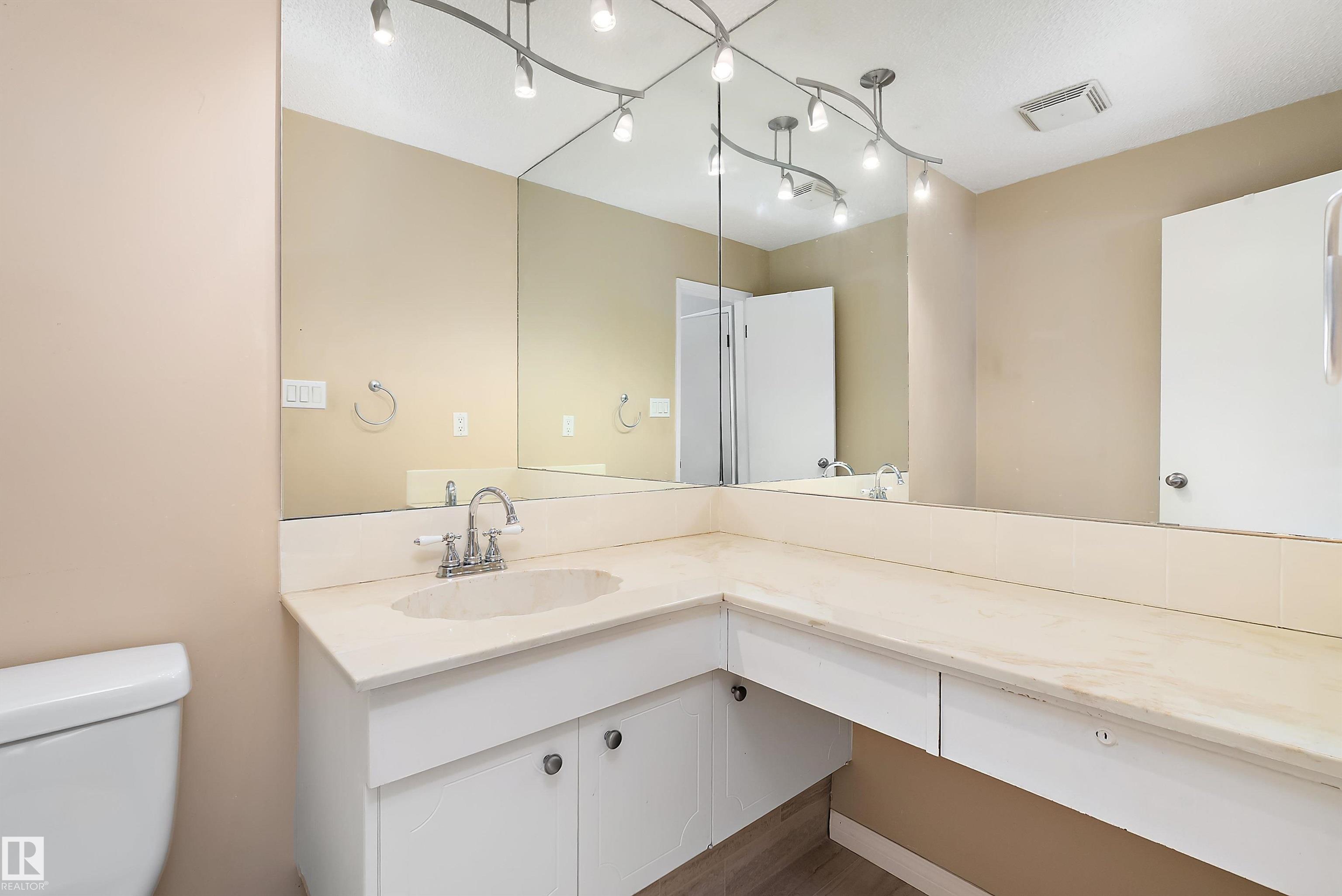 Photo 20 at 7711 132 A Avenue NW, Delwood, Edmonton