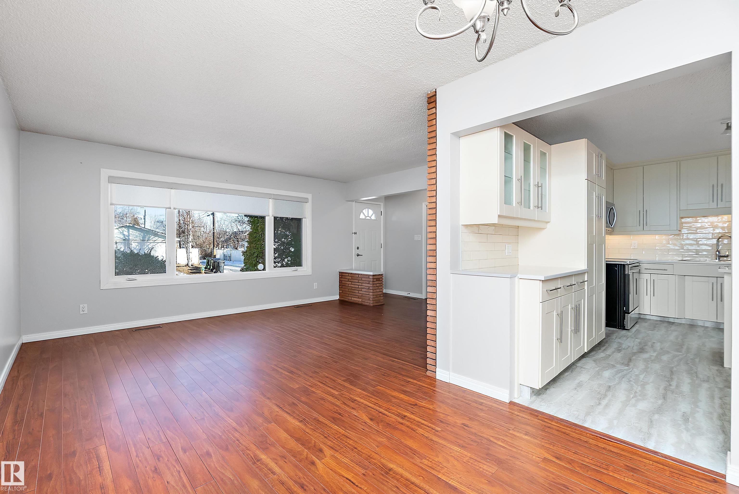 Photo 7 at 7711 132 A Avenue NW, Delwood, Edmonton