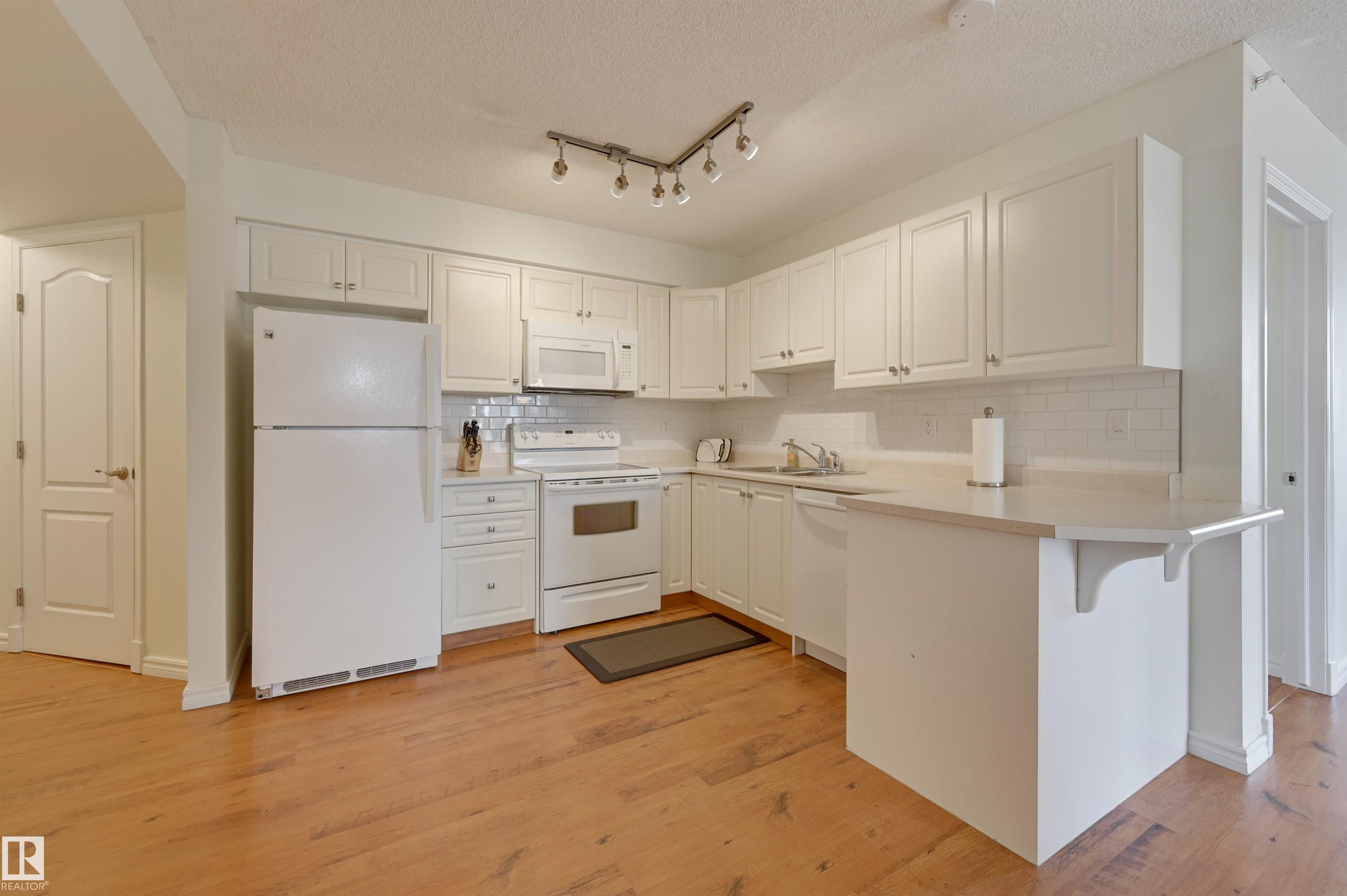 Picture for #501 10649 SASKATCHEWAN DR NW