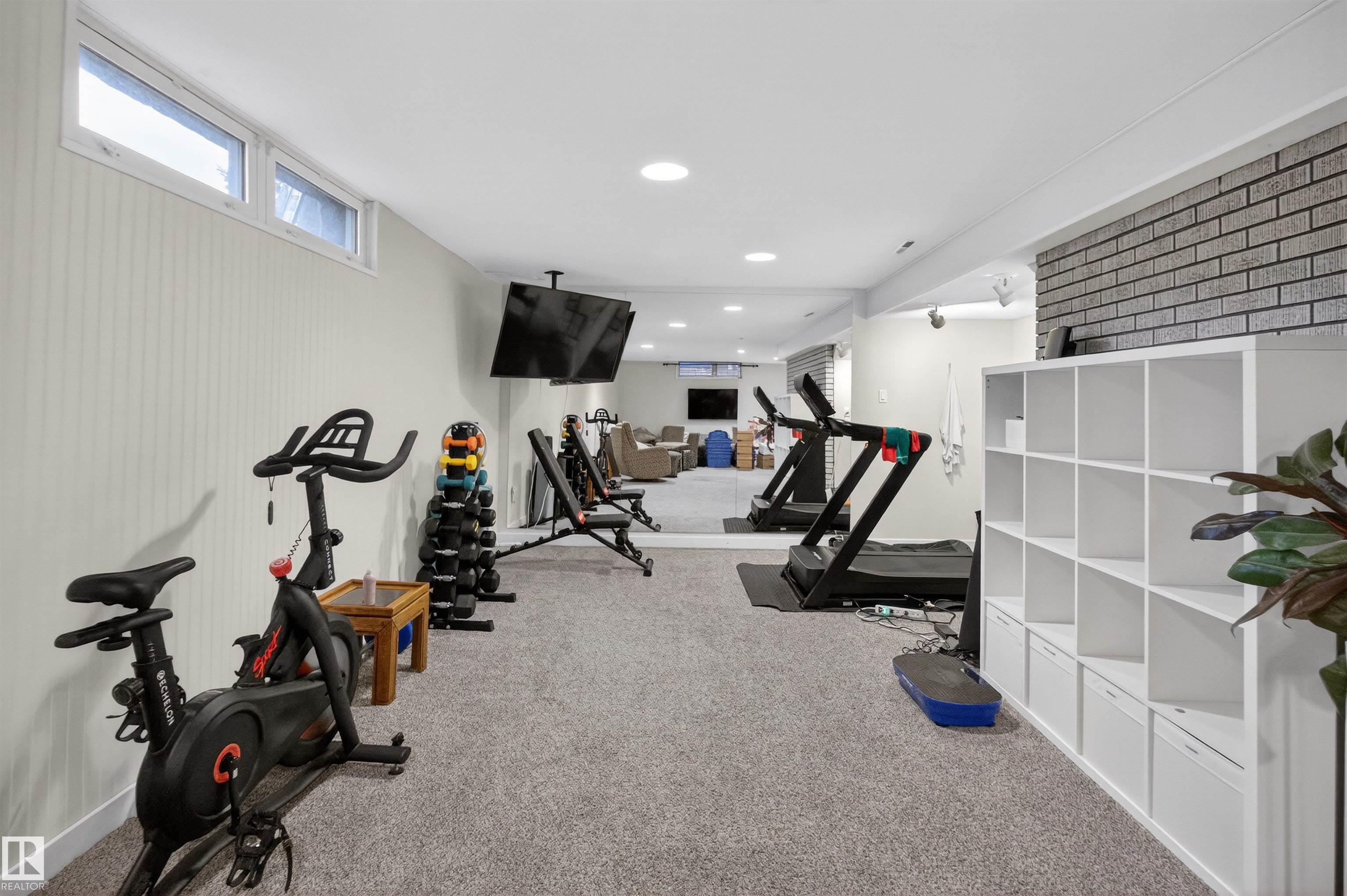 Photo 29 at 15719 89a Avenue NW, Meadowlark Park, Edmonton