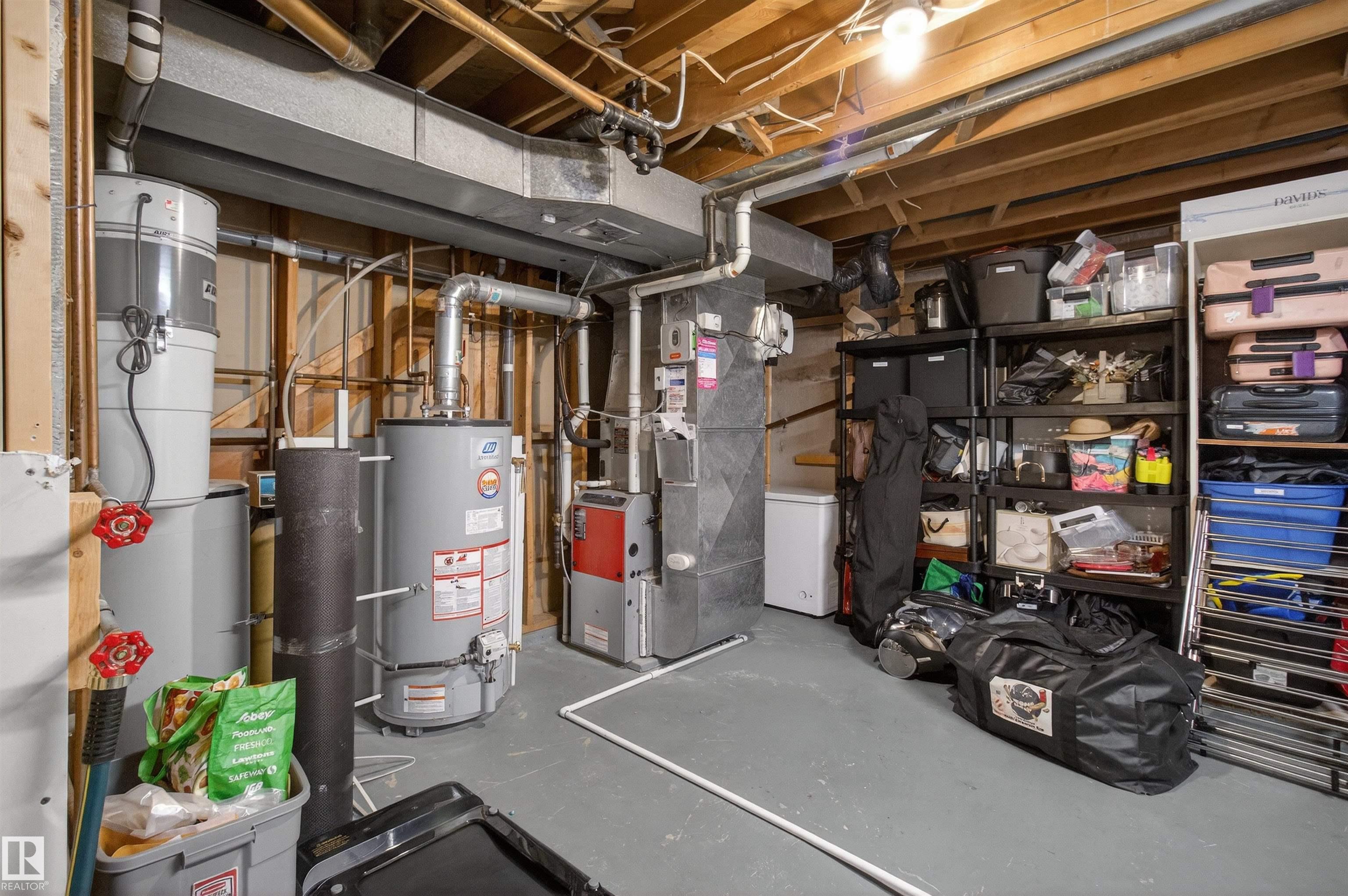 Photo 39 at 15719 89a Avenue NW, Meadowlark Park, Edmonton