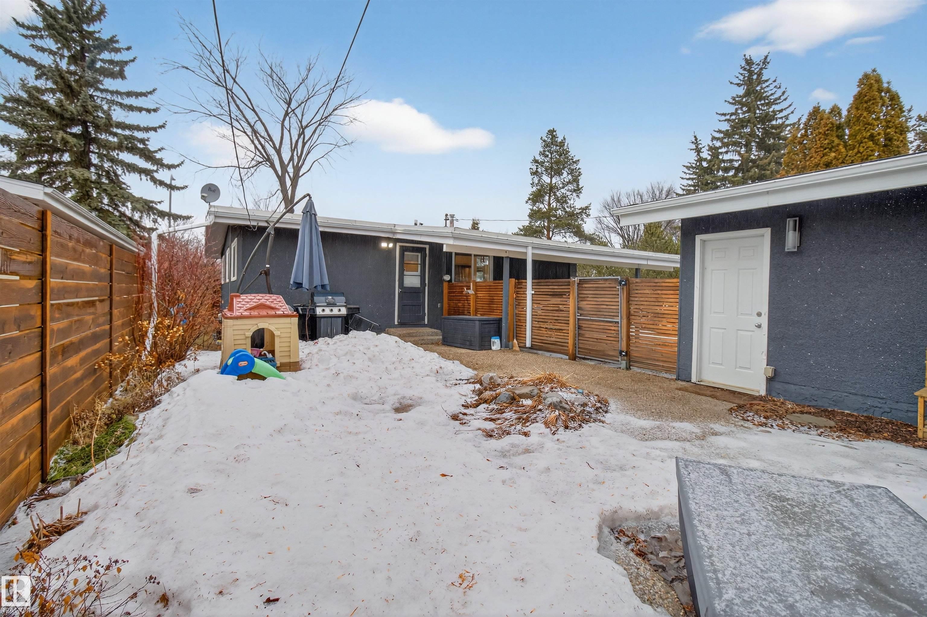 Photo 46 at 15719 89a Avenue NW, Meadowlark Park, Edmonton