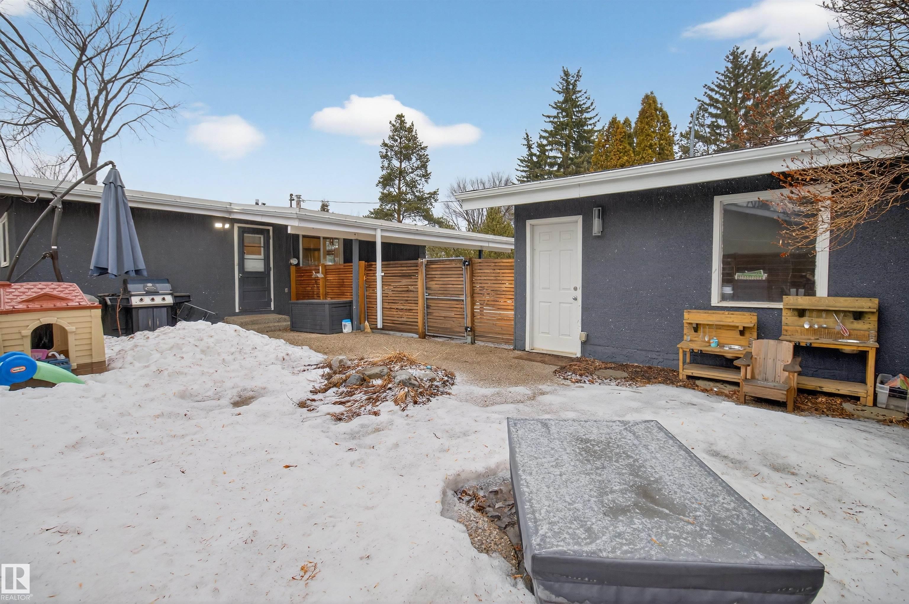 Photo 47 at 15719 89a Avenue NW, Meadowlark Park, Edmonton