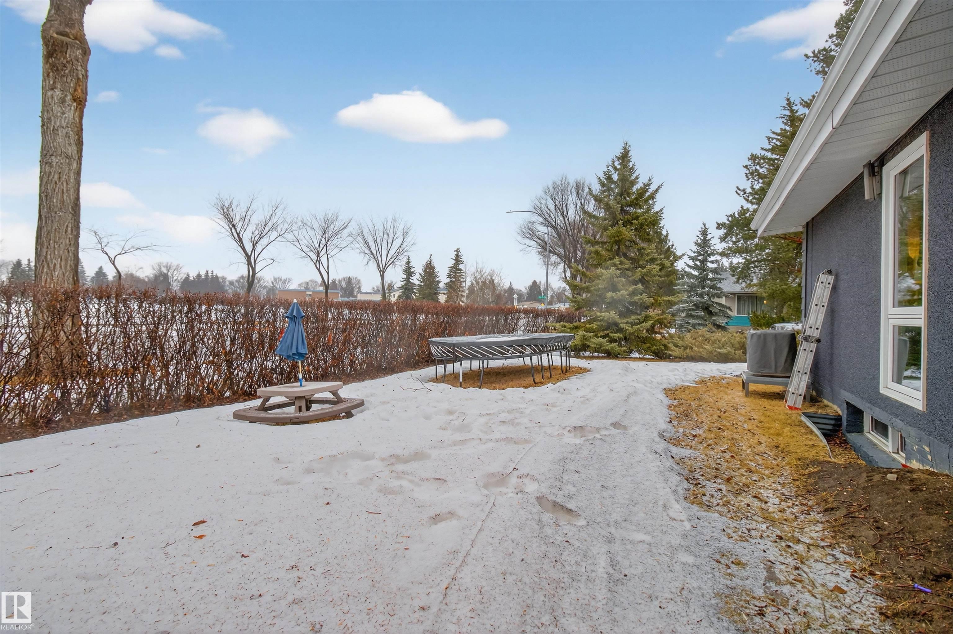 Photo 49 at 15719 89a Avenue NW, Meadowlark Park, Edmonton