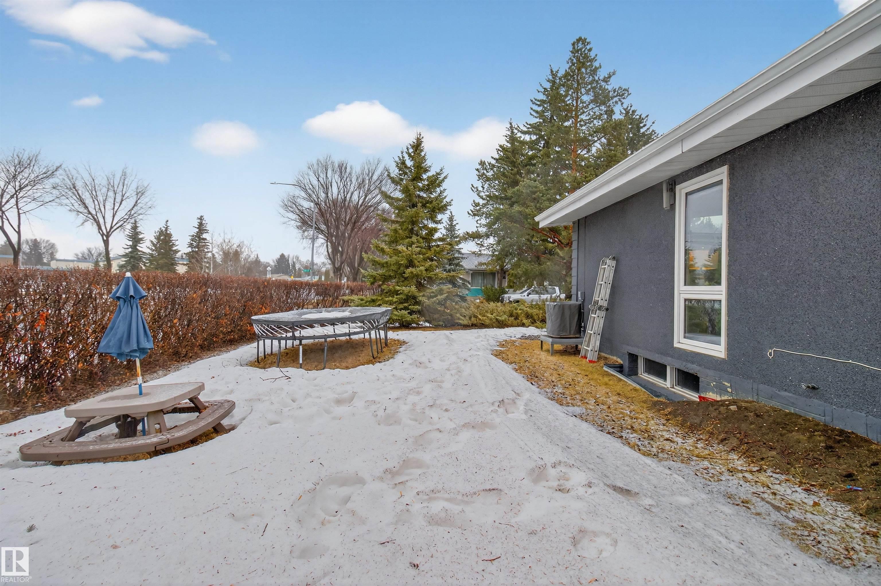 Photo 50 at 15719 89a Avenue NW, Meadowlark Park, Edmonton