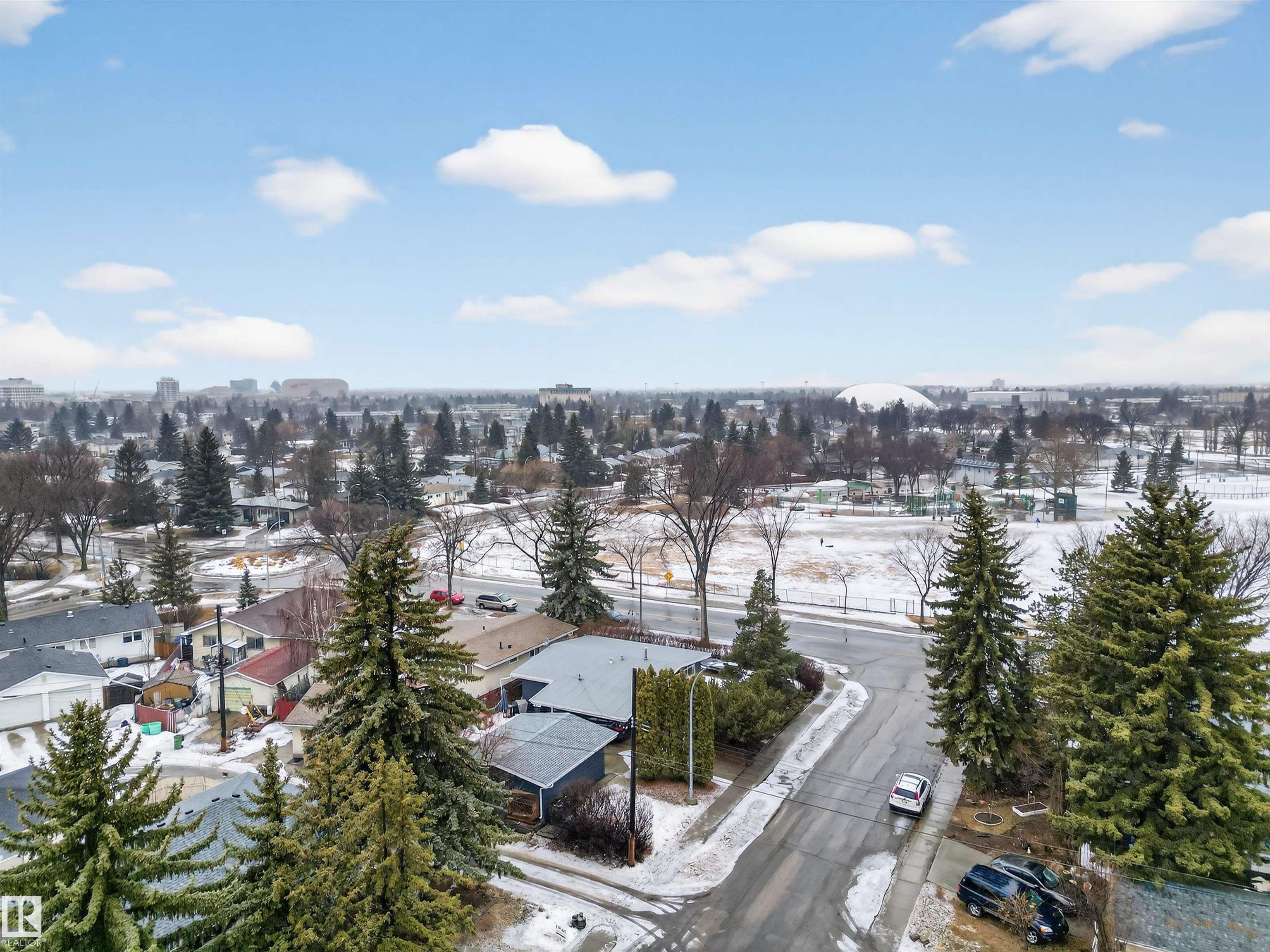 Photo 51 at 15719 89a Avenue NW, Meadowlark Park, Edmonton