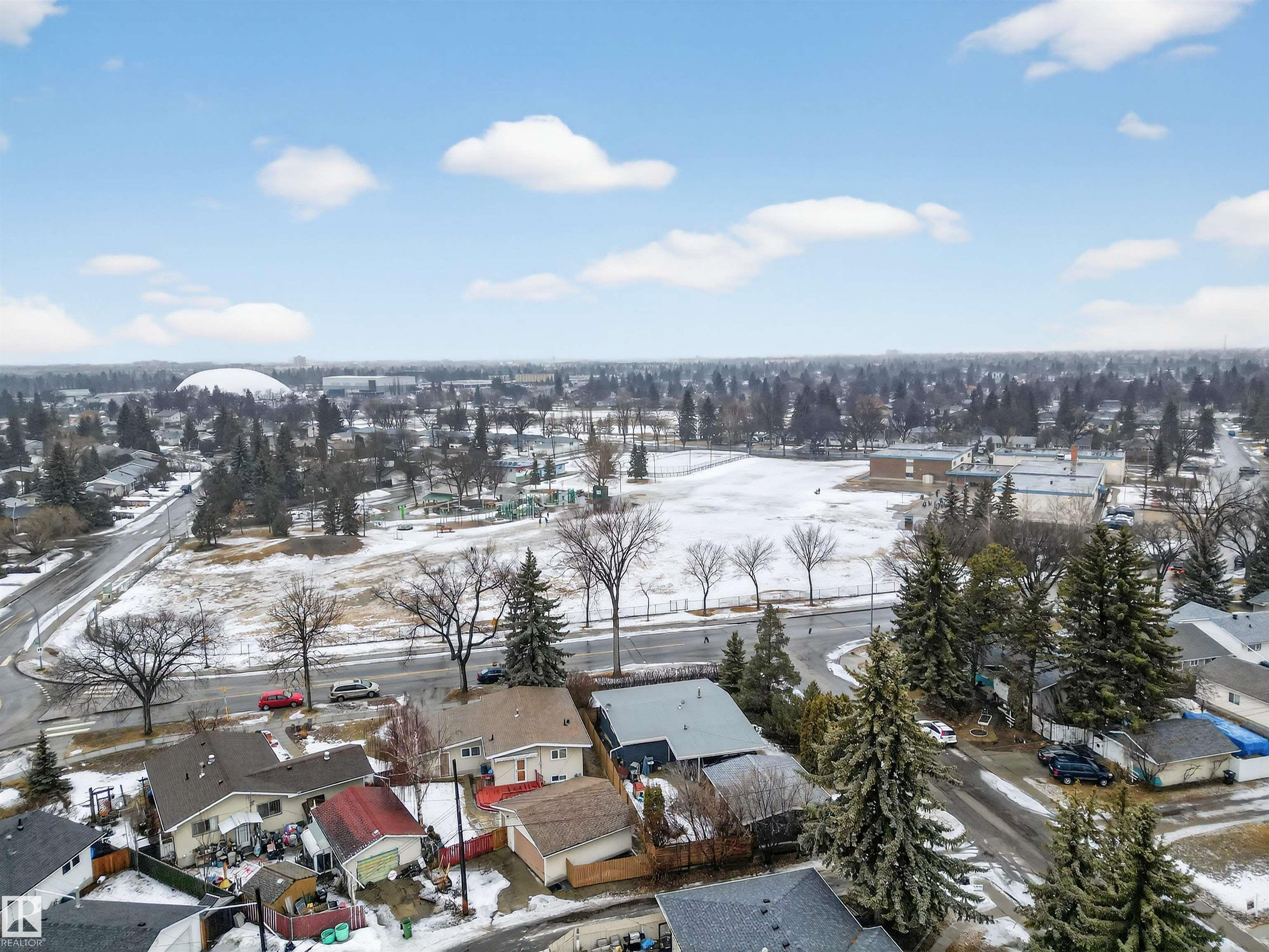 Photo 53 at 15719 89a Avenue NW, Meadowlark Park, Edmonton