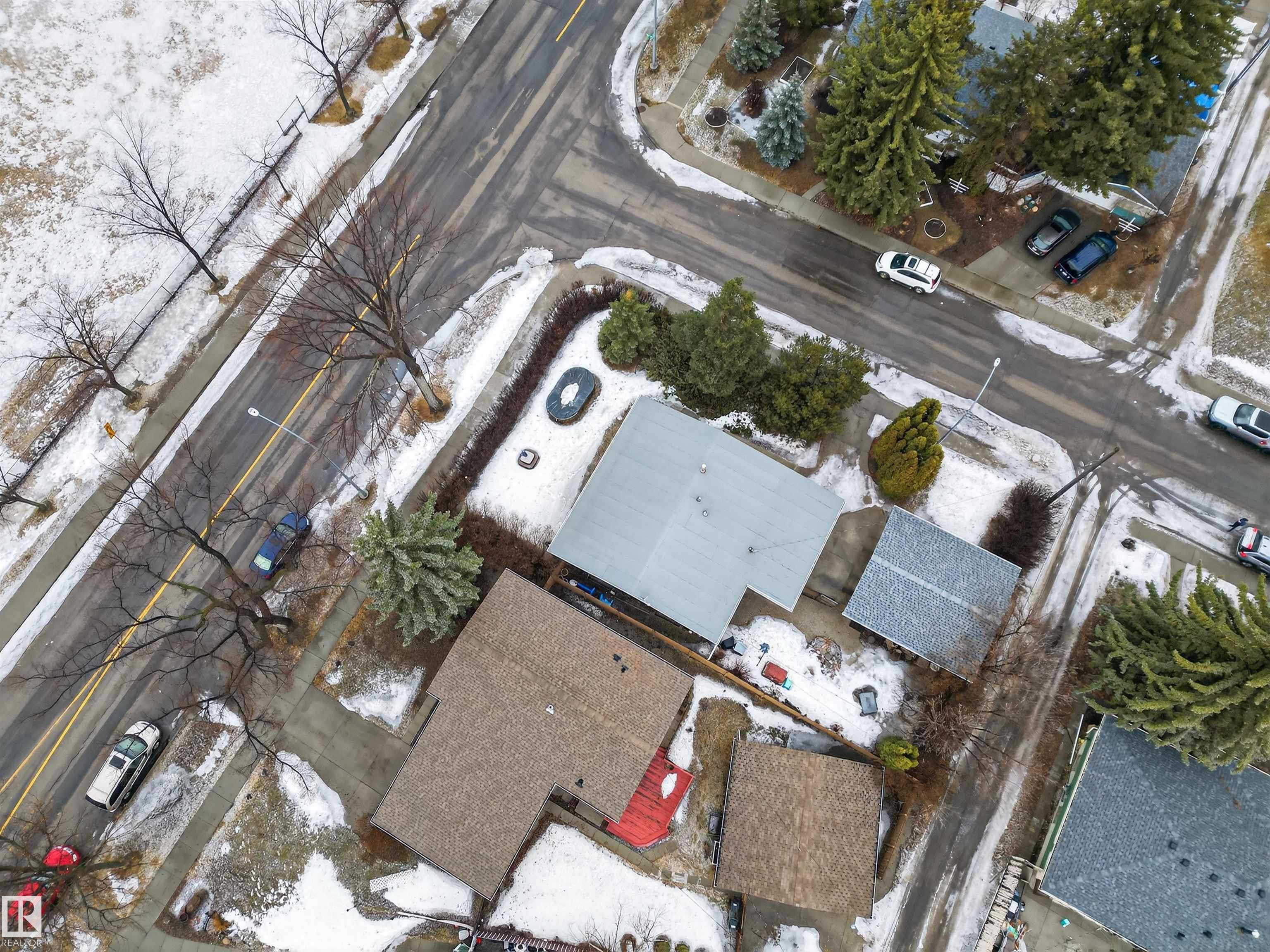 Photo 54 at 15719 89a Avenue NW, Meadowlark Park, Edmonton