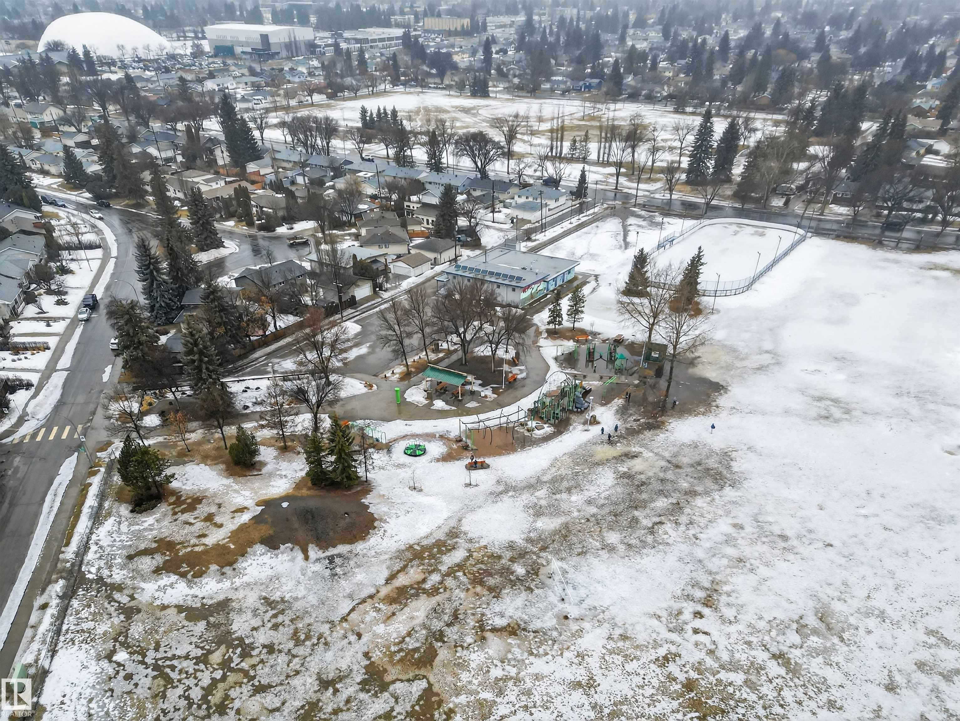 Photo 56 at 15719 89a Avenue NW, Meadowlark Park, Edmonton