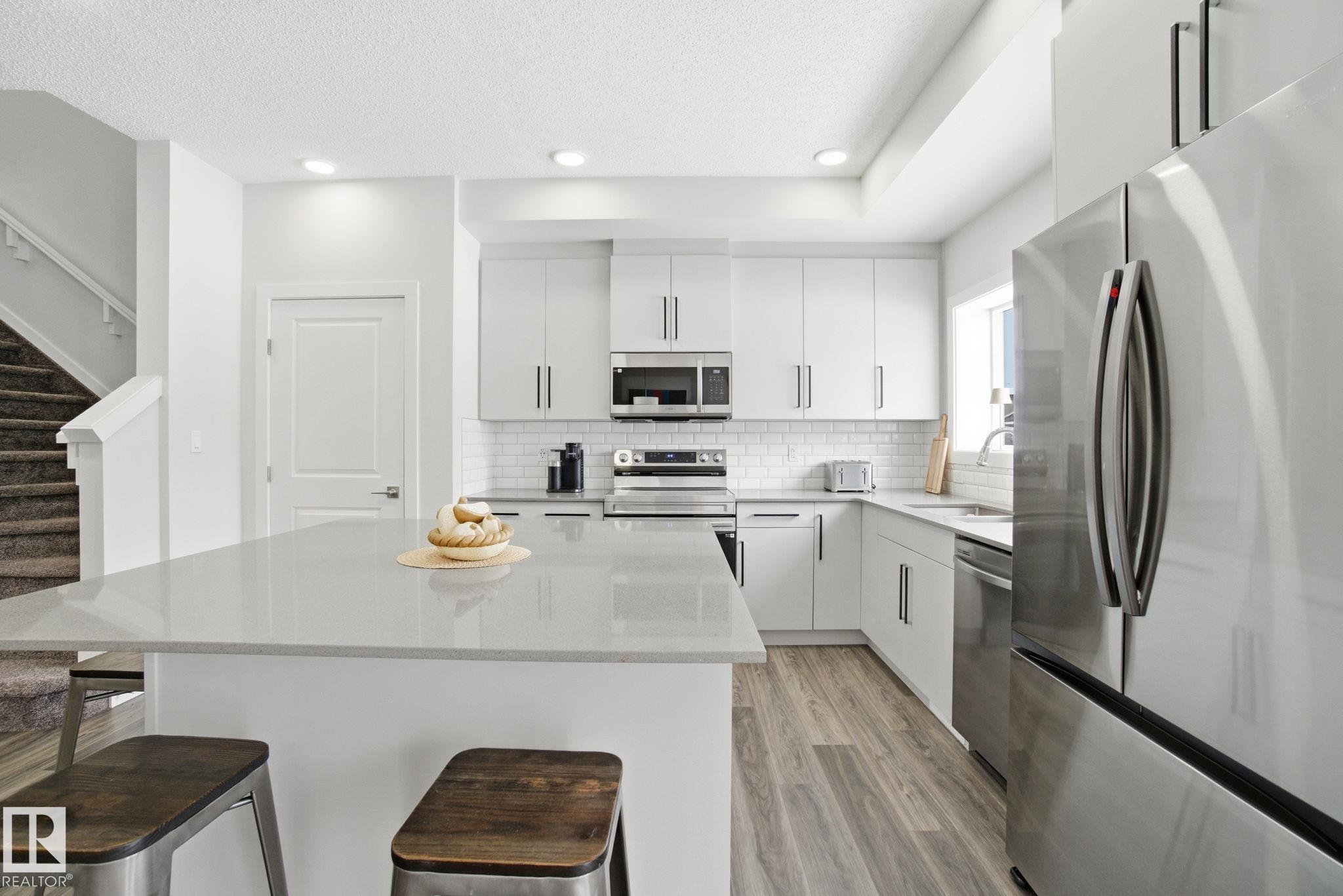 Photo 15 at 319 29 Street SW, Alces, Edmonton