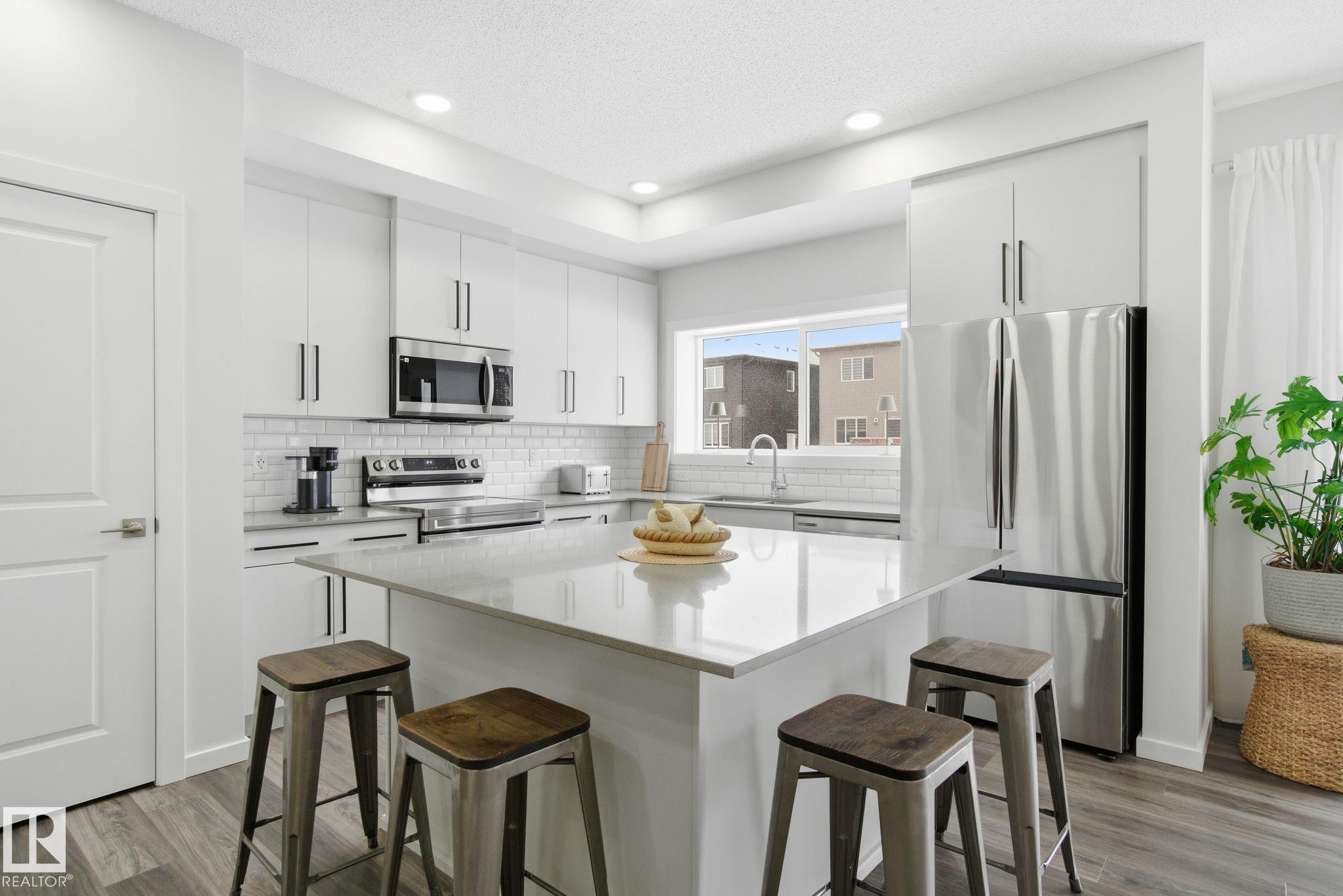 Photo 16 at 319 29 Street SW, Alces, Edmonton