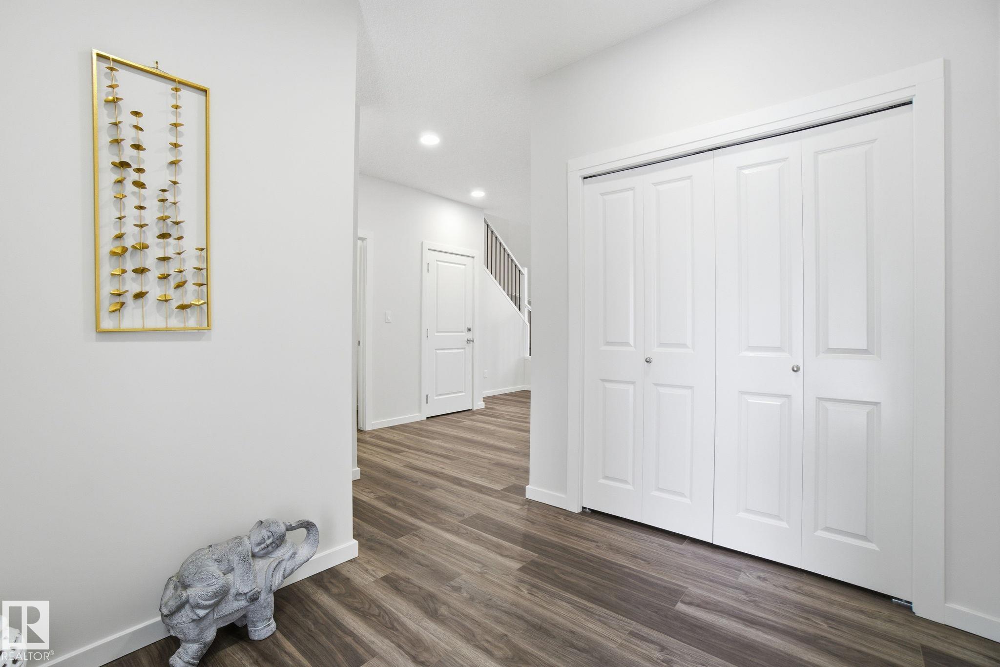 Photo 6 at 319 29 Street SW, Alces, Edmonton