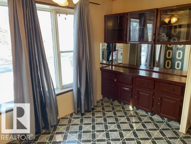 Picture for #12 Cliff Crescent NW