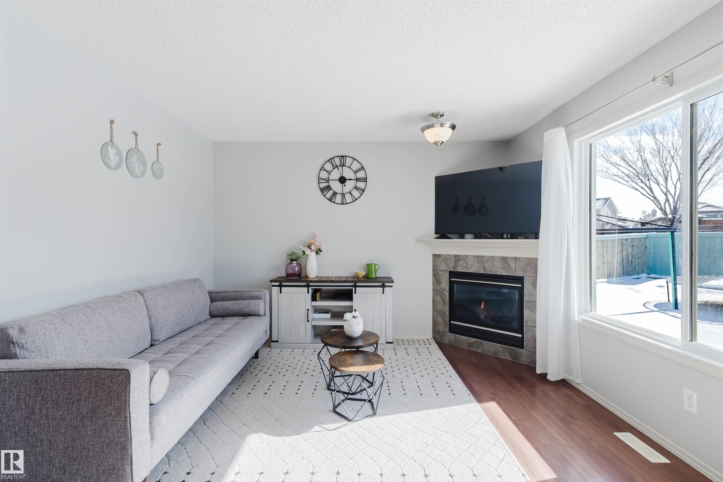 Picture for 2349 LEMIEUX PL NW