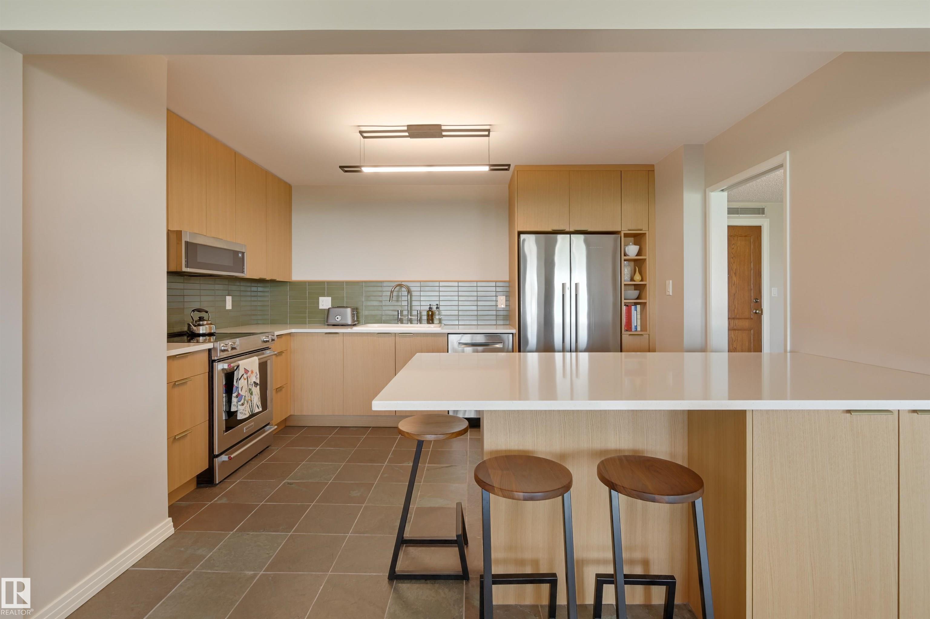 Picture for #602 9929 SASKATCHEWAN DR NW