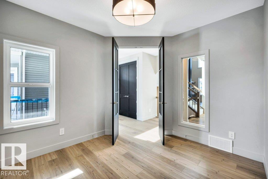 Photo 7 at 17 Norwyck Way, Fenwyck, Spruce Grove