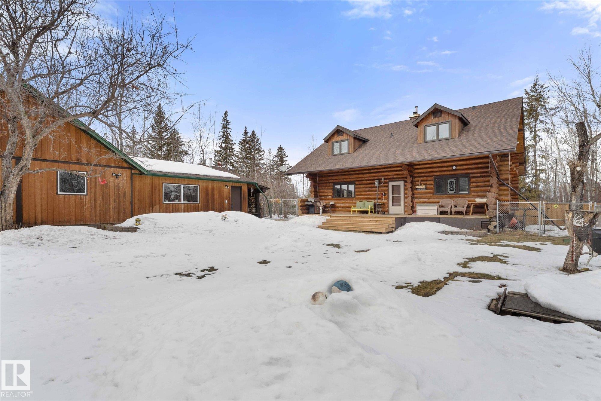 Photo 13 at 11 53001 Rge Road 53, Wabamun Lk., Rural Parkland County