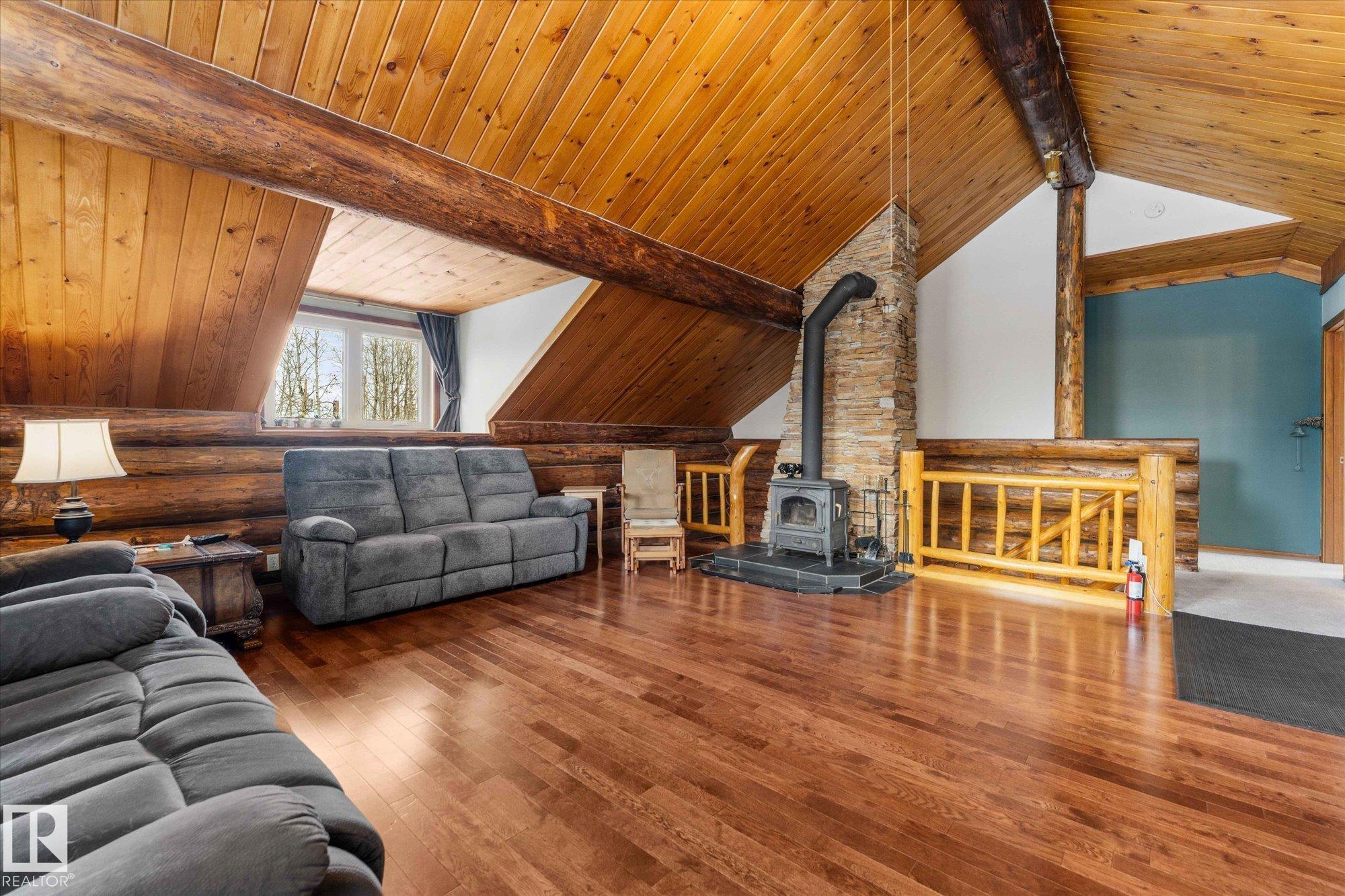 Photo 37 at 11 53001 Rge Road 53, Wabamun Lk., Rural Parkland County