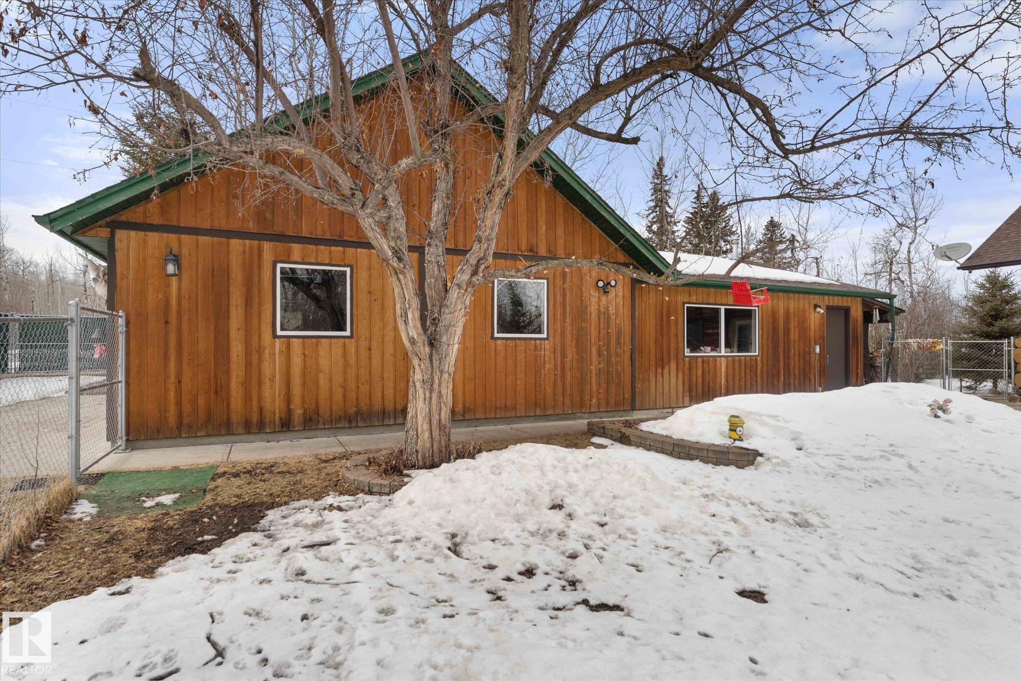 Photo 53 at 11 53001 Rge Road 53, Wabamun Lk., Rural Parkland County