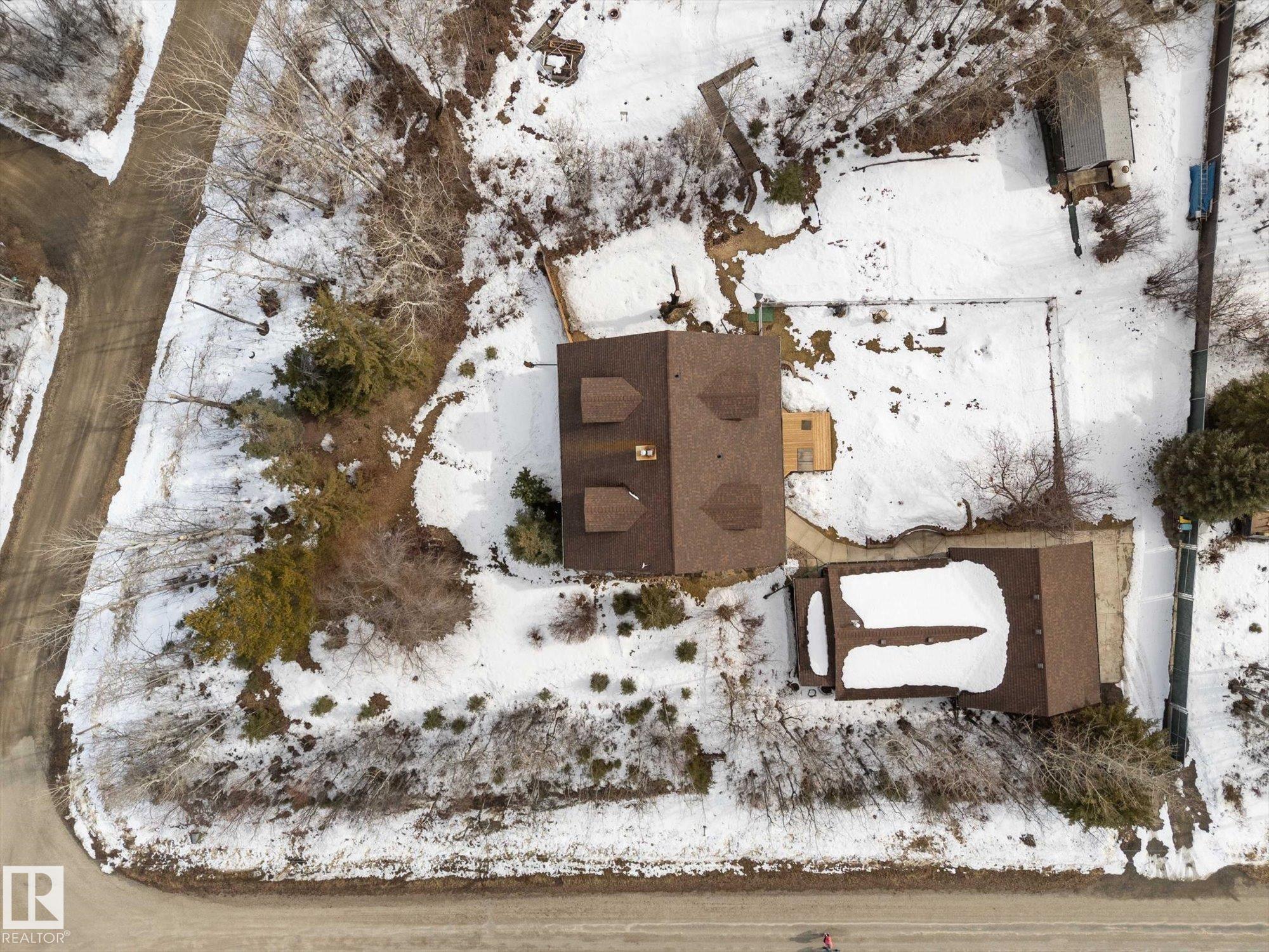 Photo 8 at 11 53001 Rge Road 53, Wabamun Lk., Rural Parkland County