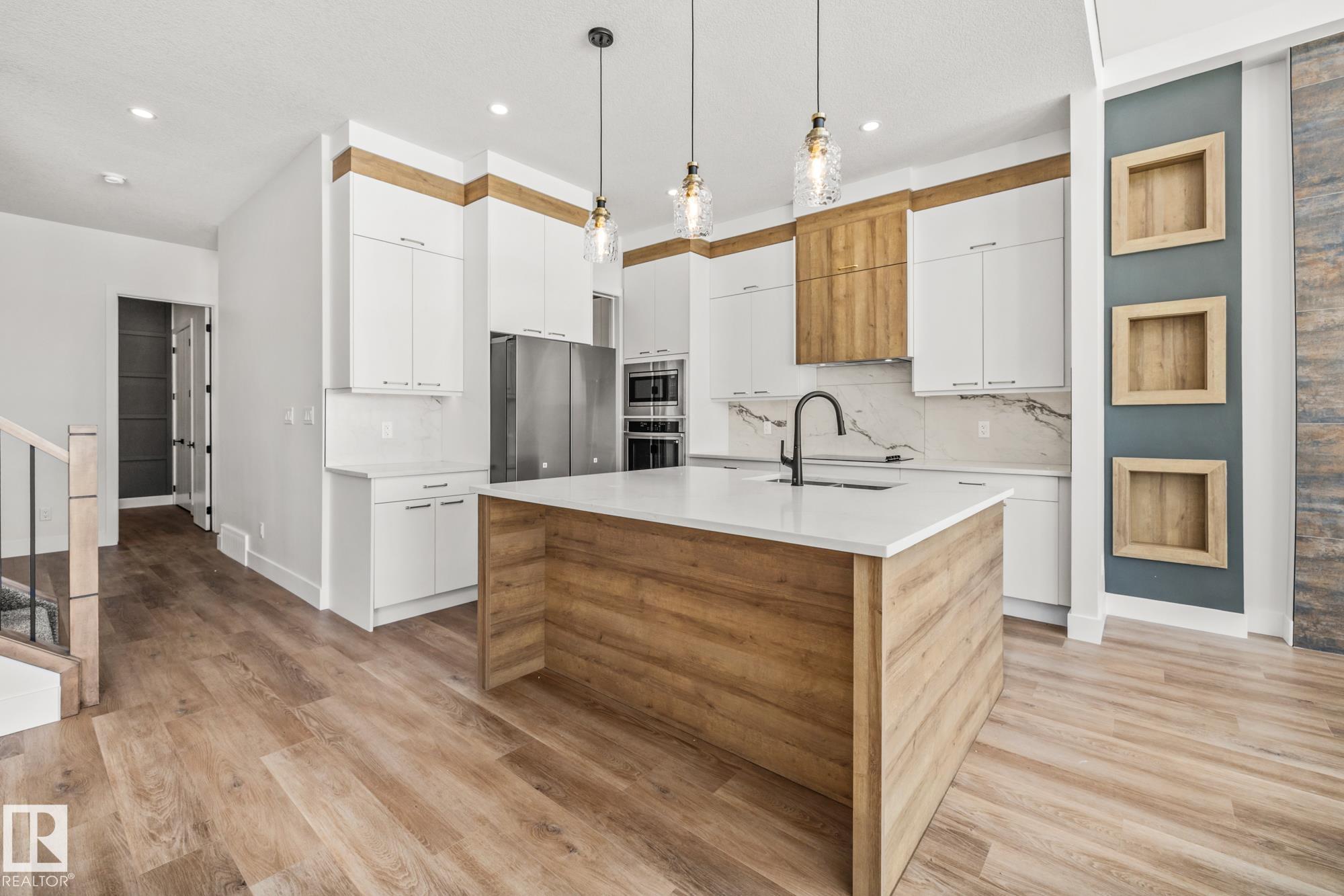 Photo 12 at 205 Crystal Creek Drive, Crystal Creek, Leduc