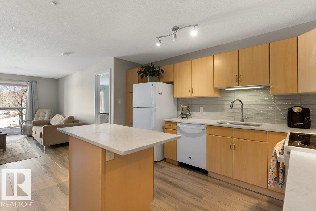 Photo 15 at 224 - 78A Mckenney Avenue, Mission, St. Albert