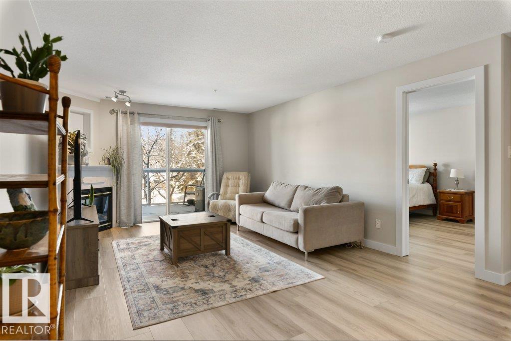 Photo 6 at 224 - 78A Mckenney Avenue, Mission, St. Albert