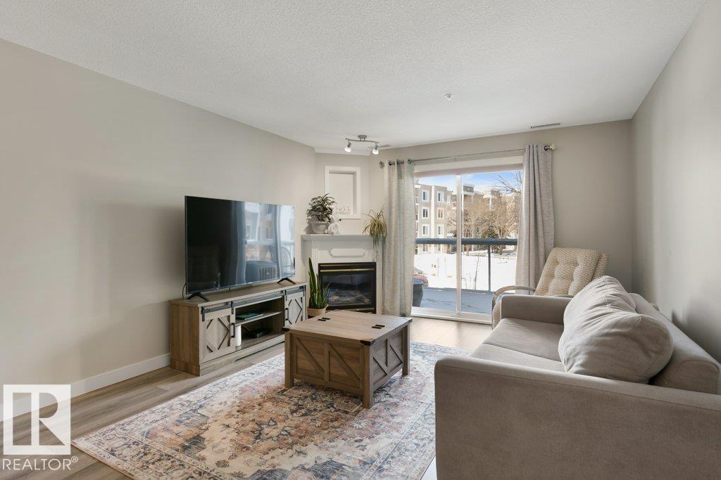 Photo 9 at 224 - 78A Mckenney Avenue, Mission, St. Albert