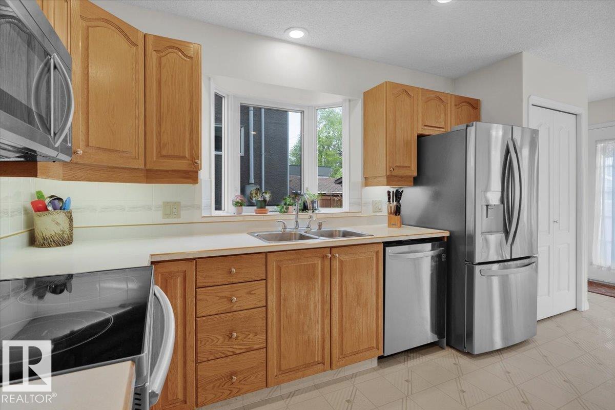 Photo 17 at 9615 101 Street NW, Rossdale, Edmonton