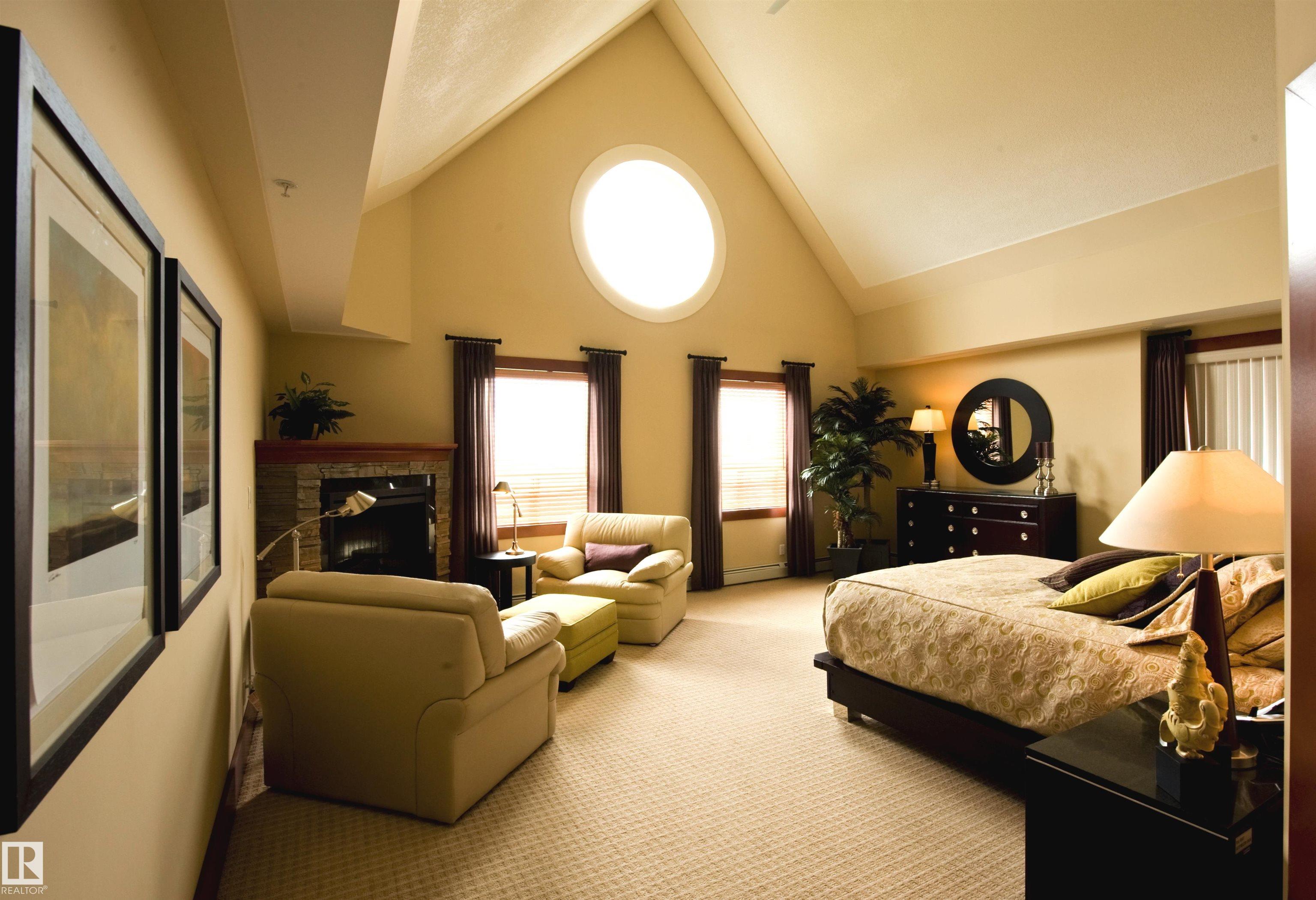 Photo 16 at 1402 - 9707 105 Street NW, Downtown, Edmonton