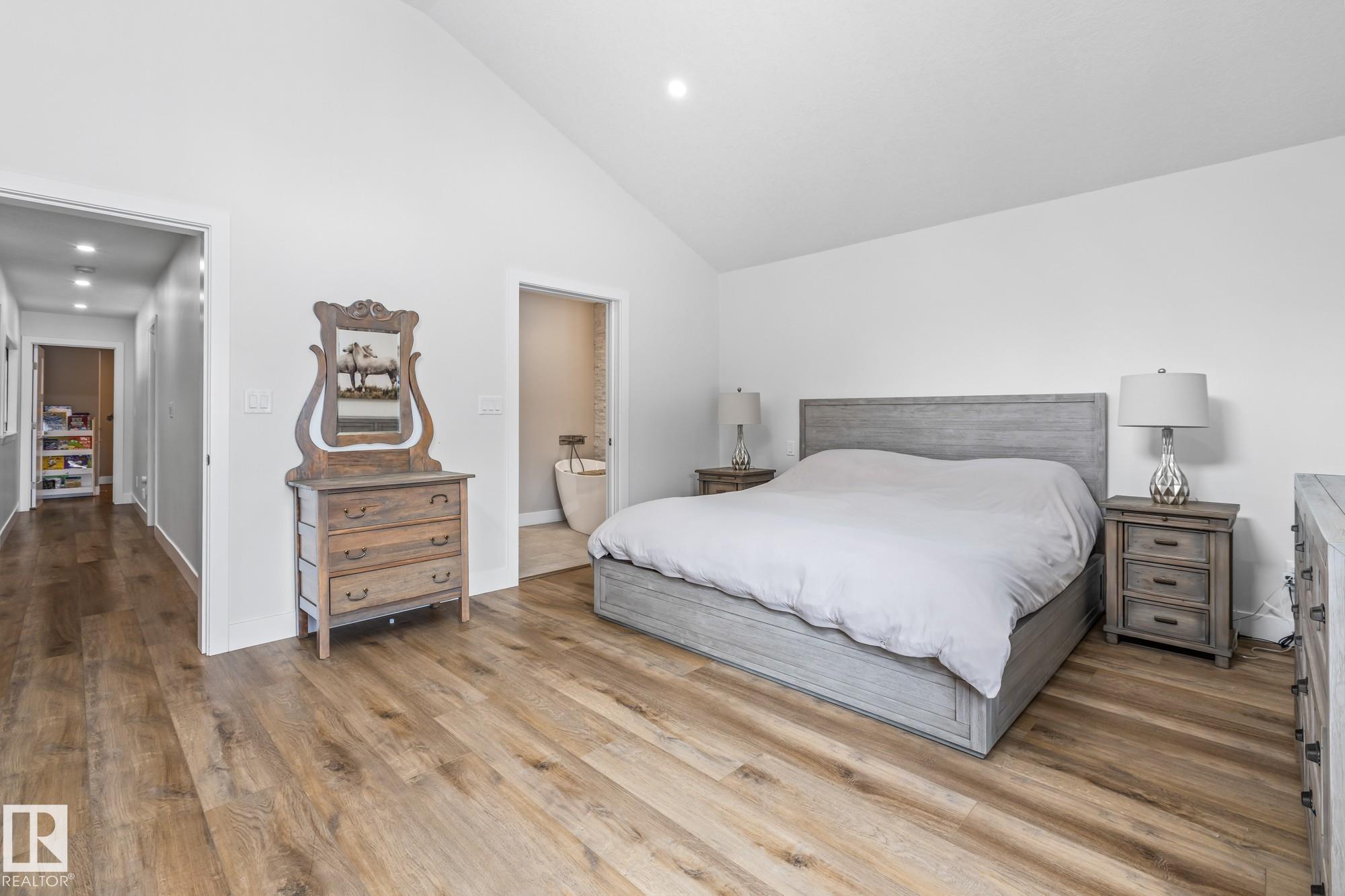 Photo 19 at 31-54324 Bellerose Drive, Summerbrook Estate, Rural Sturgeon County