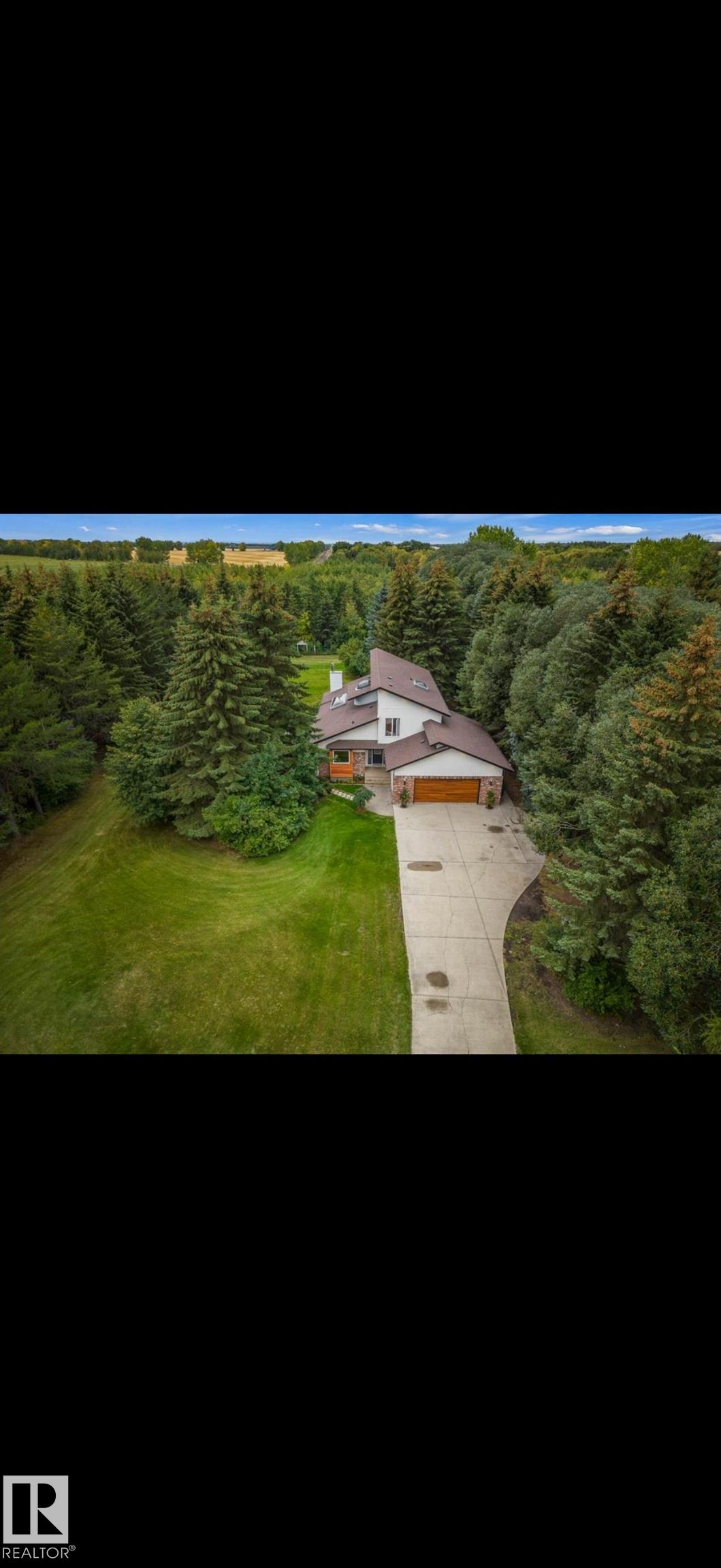 Photo 44 at 31-54324 Bellerose Drive, Summerbrook Estate, Rural Sturgeon County
