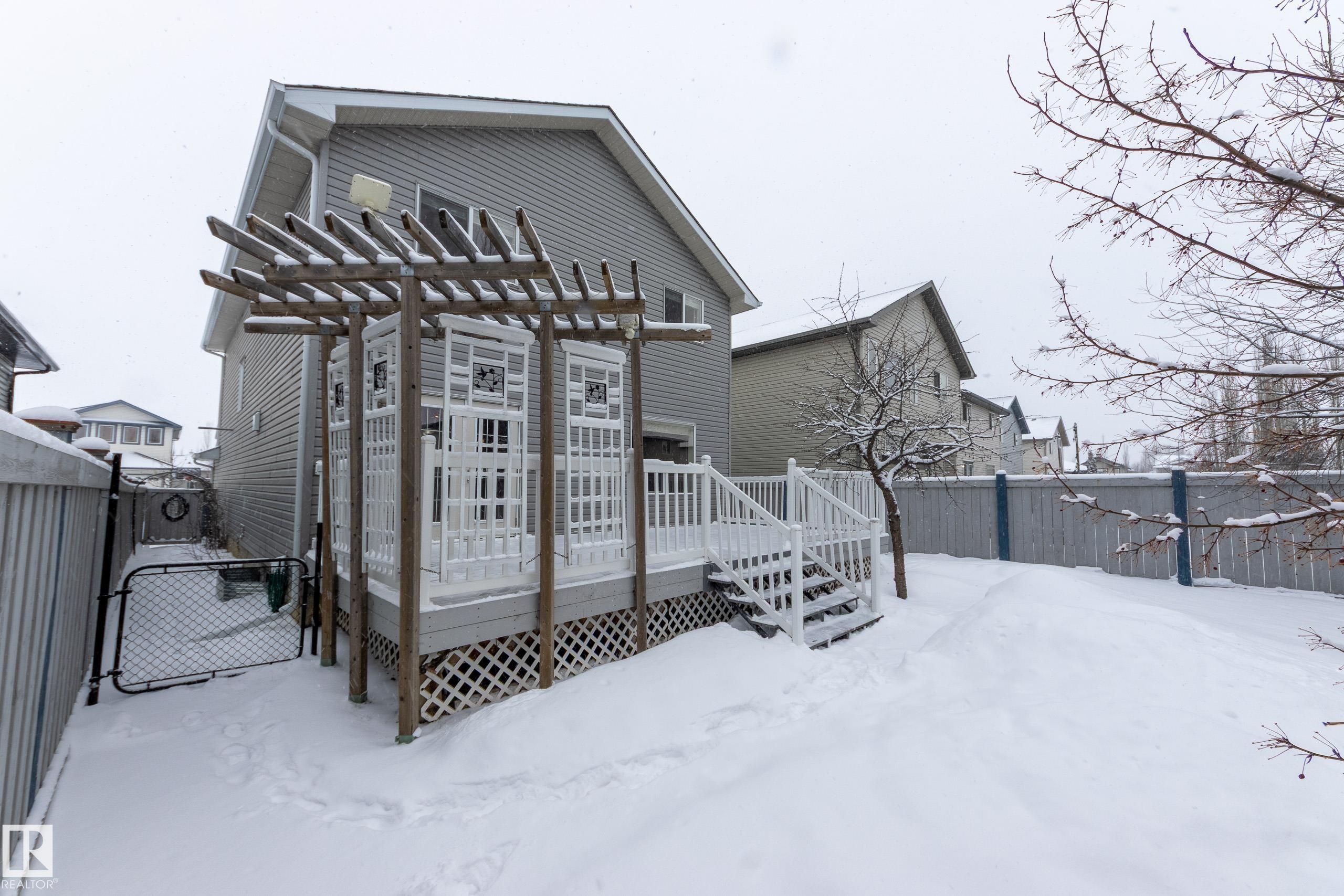 Photo 39 at 14 Landon Crescent, Lakewood, Spruce Grove
