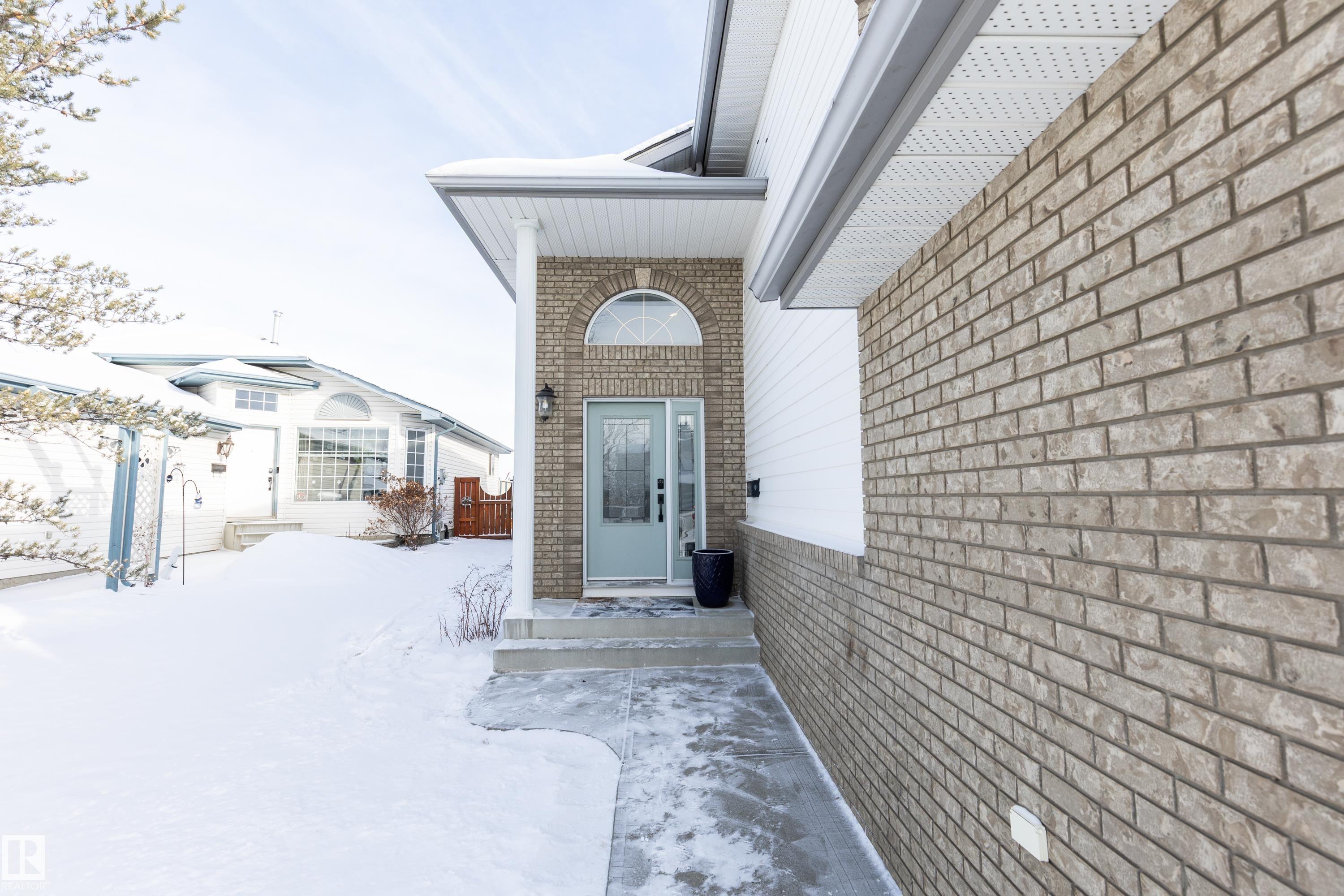 223 Rainbow Crescent, Regency Park, Sherwood Park