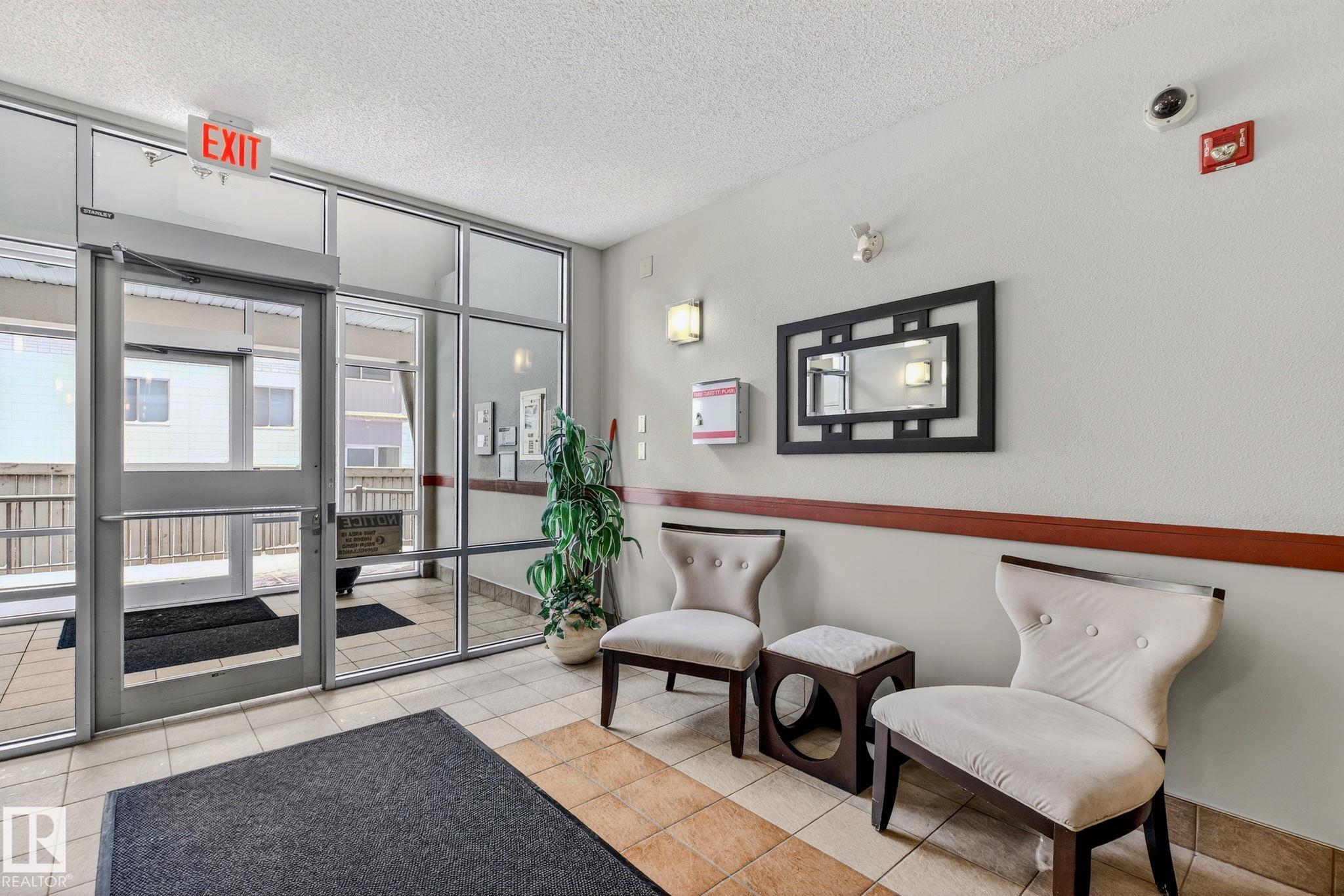 Photo 6 at 301 - 11140 68 Avenue NW, Parkallen, Edmonton