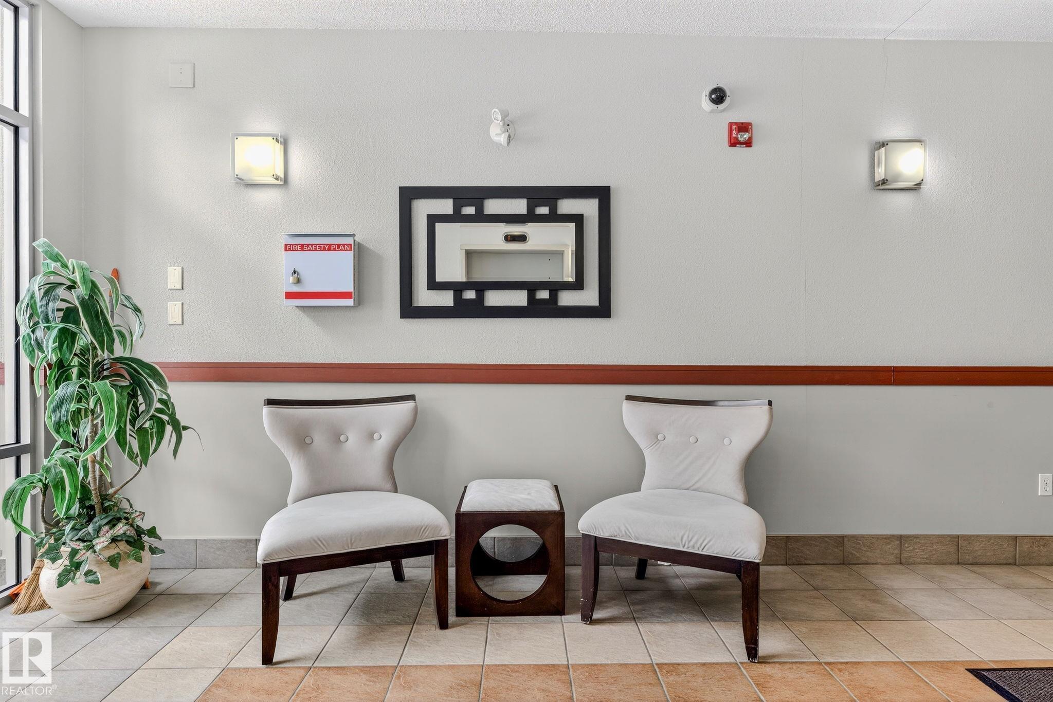 Photo 10 at 301 - 11140 68 Avenue NW, Parkallen, Edmonton