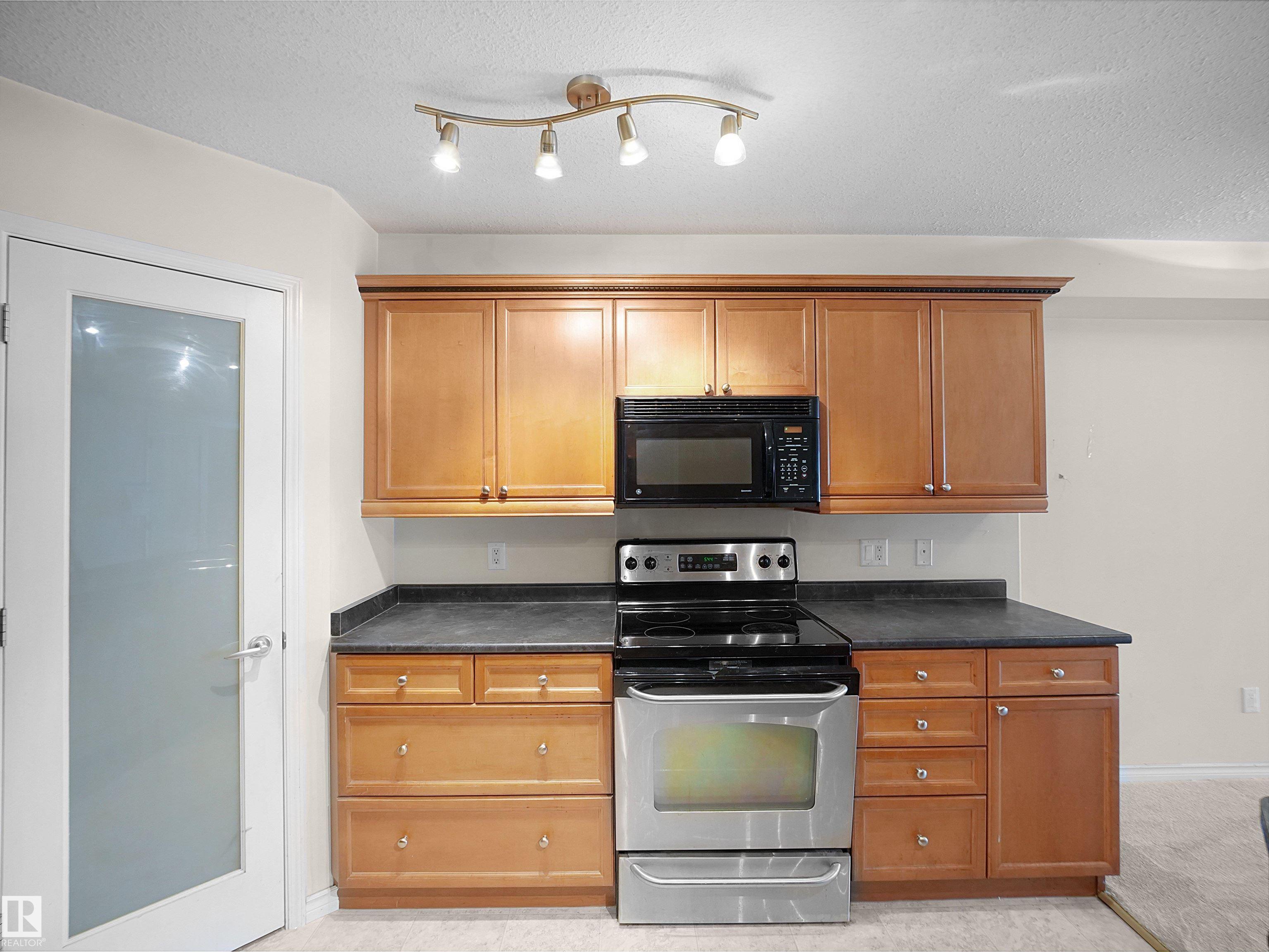 Photo 18 at 225 - 7510 89 Street NW, Avonmore, Edmonton