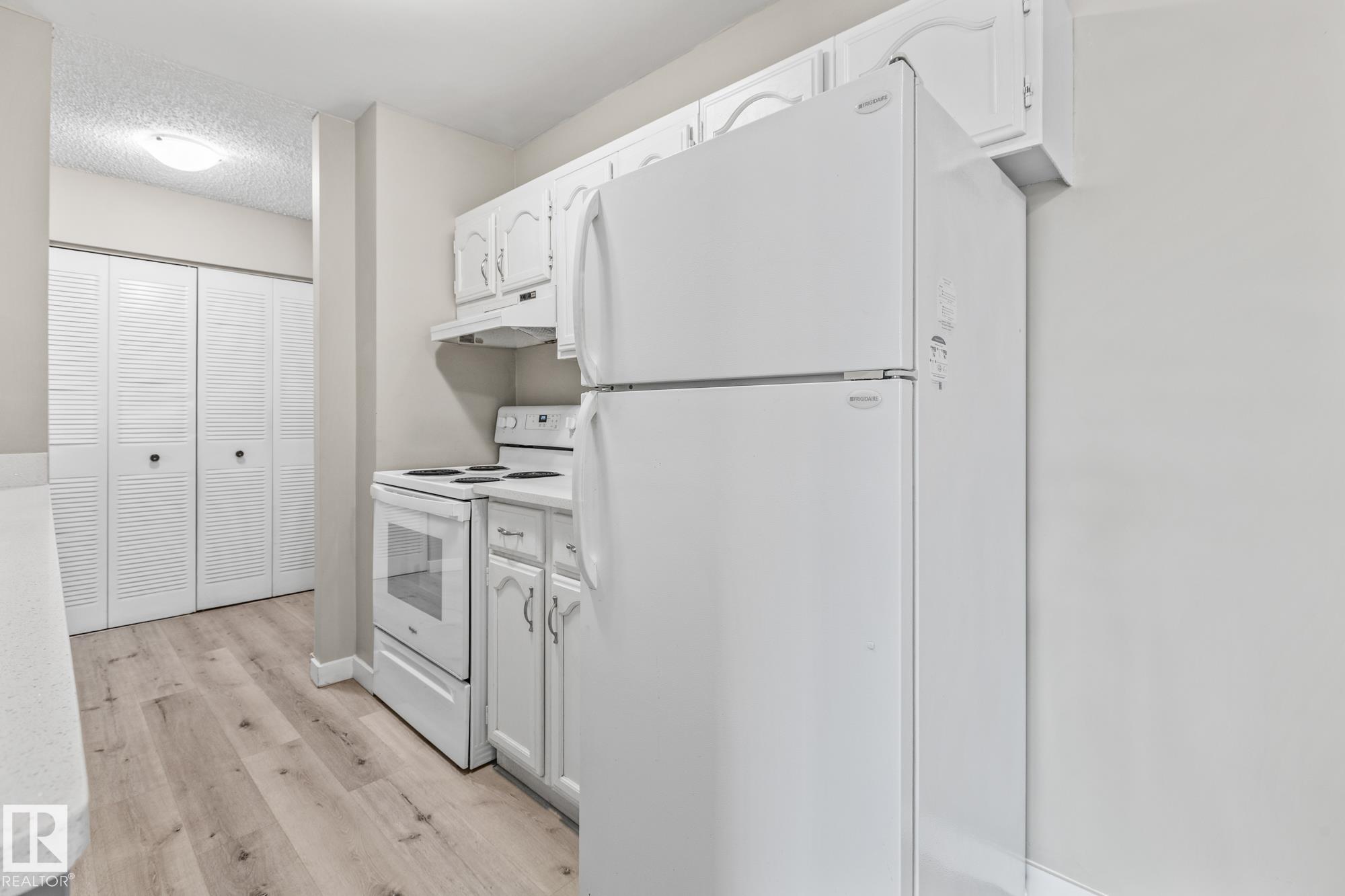 Photo 10 at 502 - 10125 109 Street NW, Downtown, Edmonton