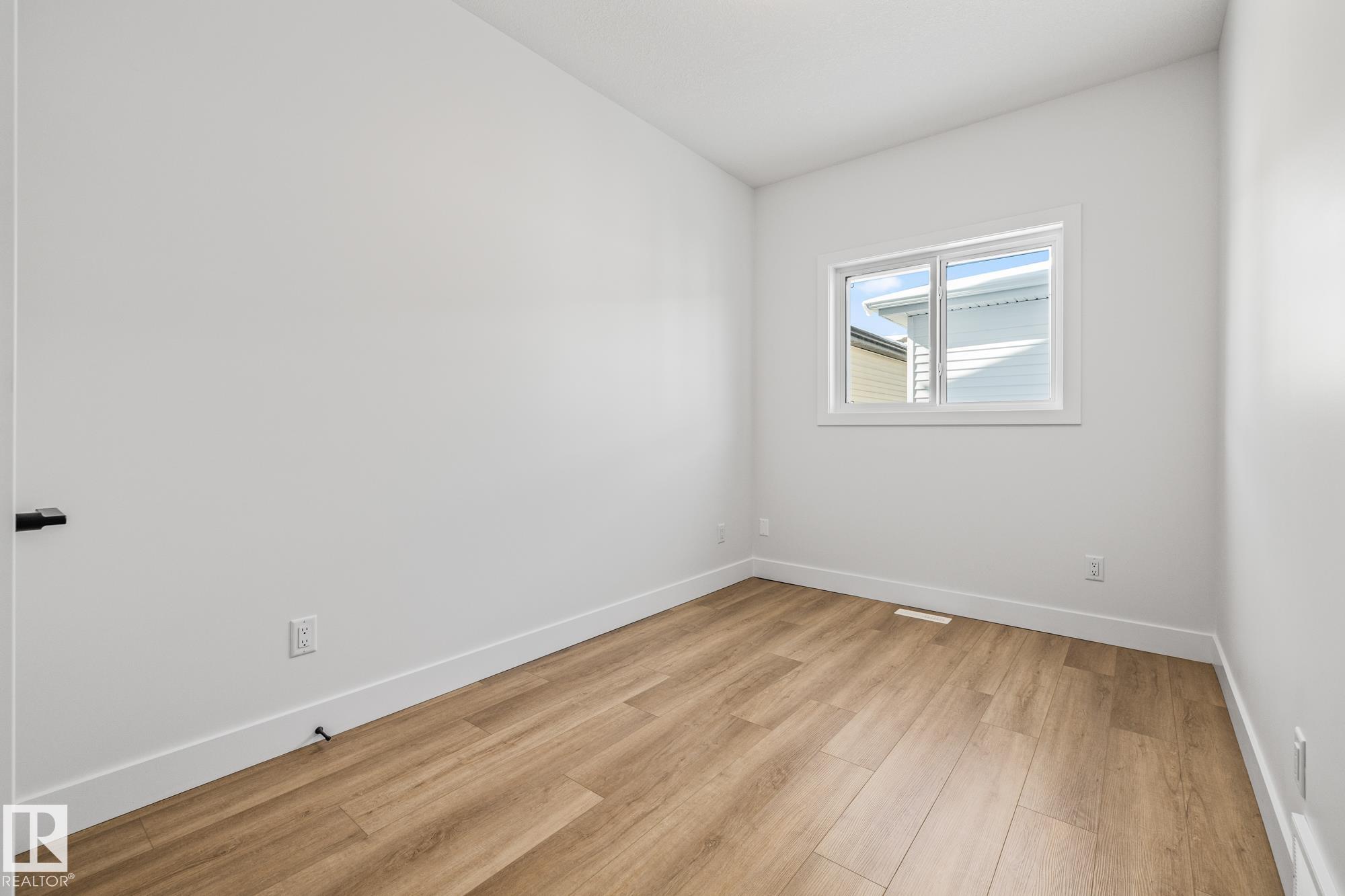 Photo 16 at 434 Crystal Creek Link, Crystal Creek, Leduc