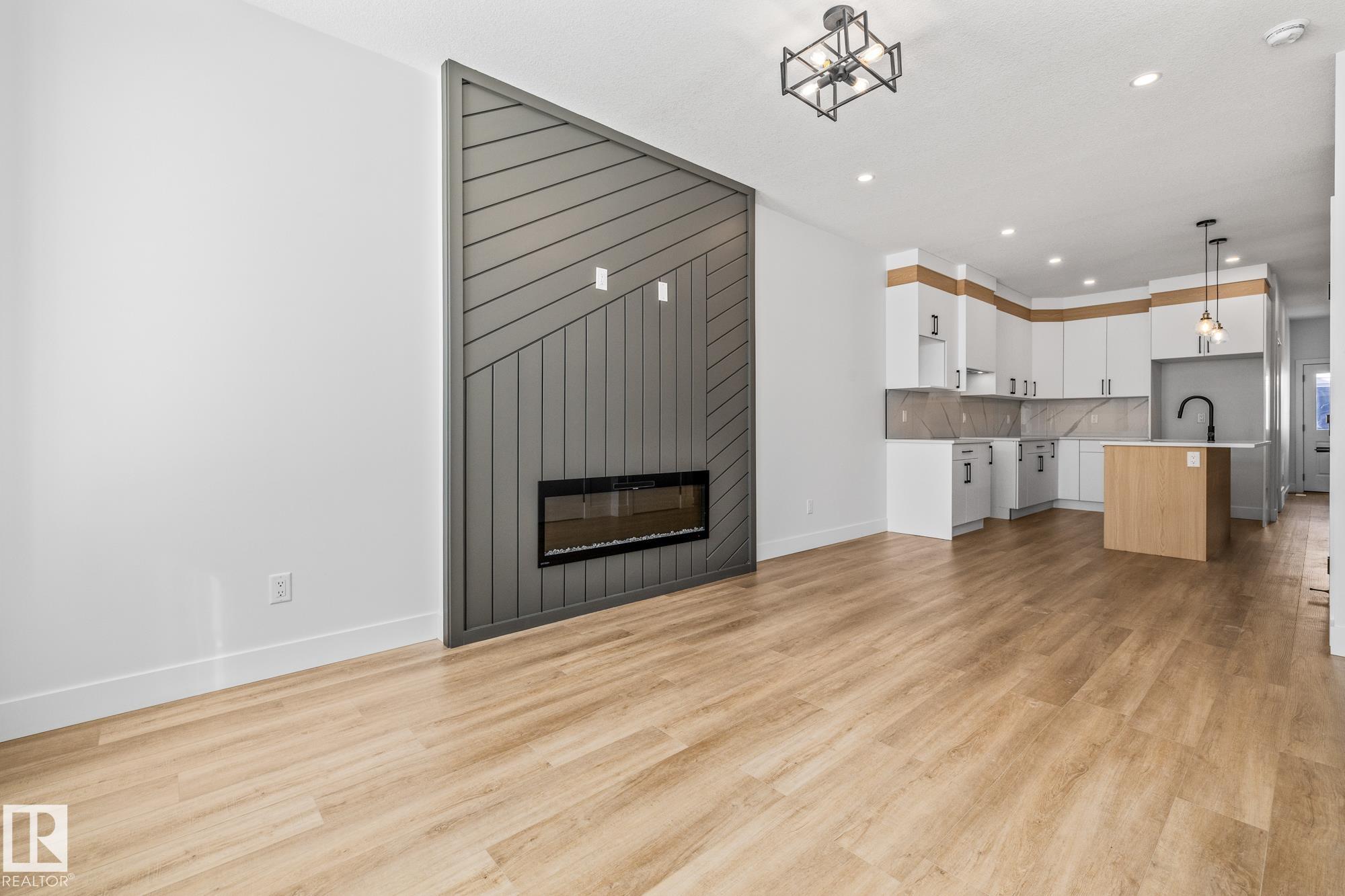 Photo 4 at 434 Crystal Creek Link, Crystal Creek, Leduc