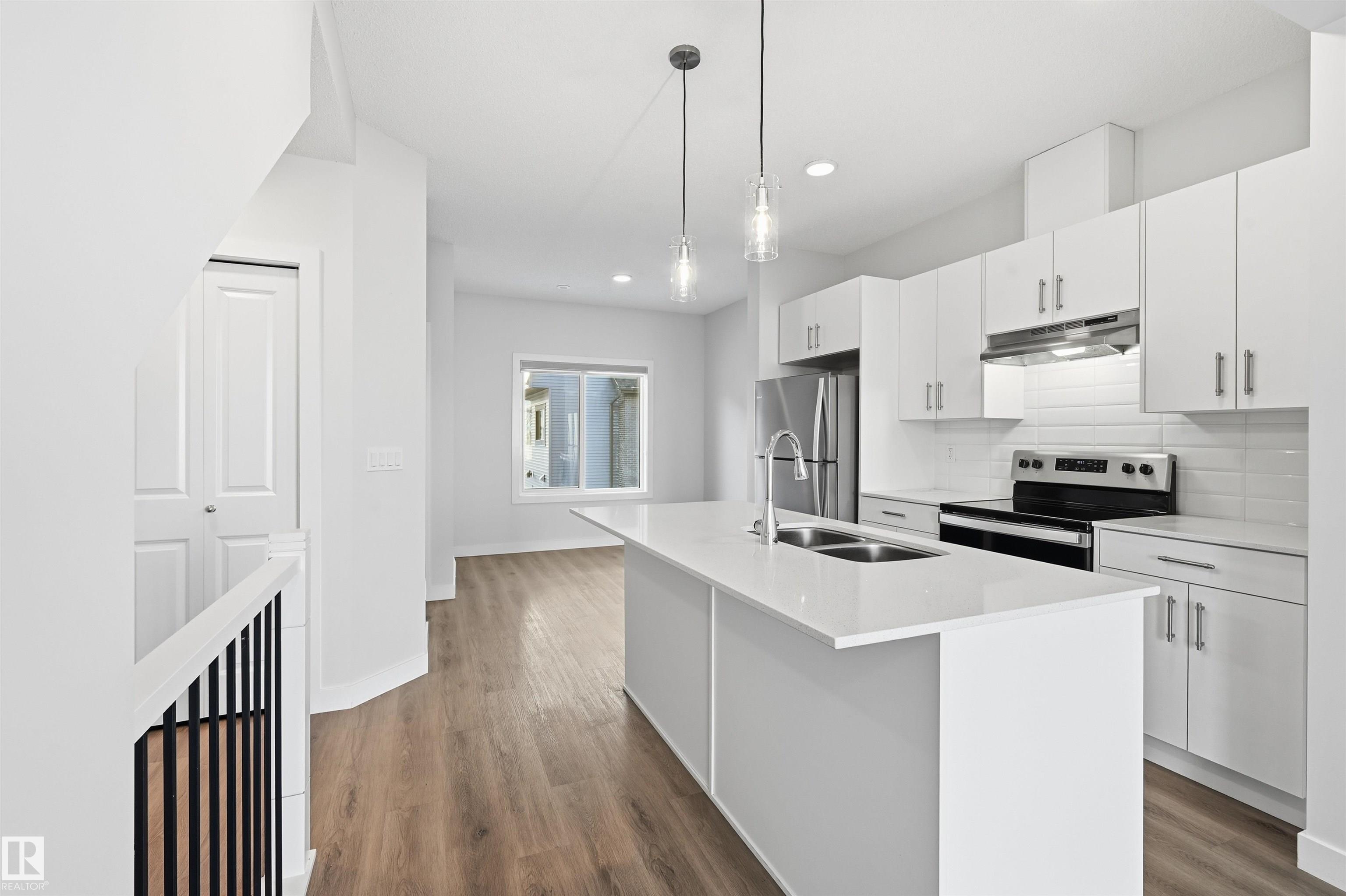 Photo 8 at 37 - 1010 Rabbit Hill Road SW, Glenridding Heights, Edmonton