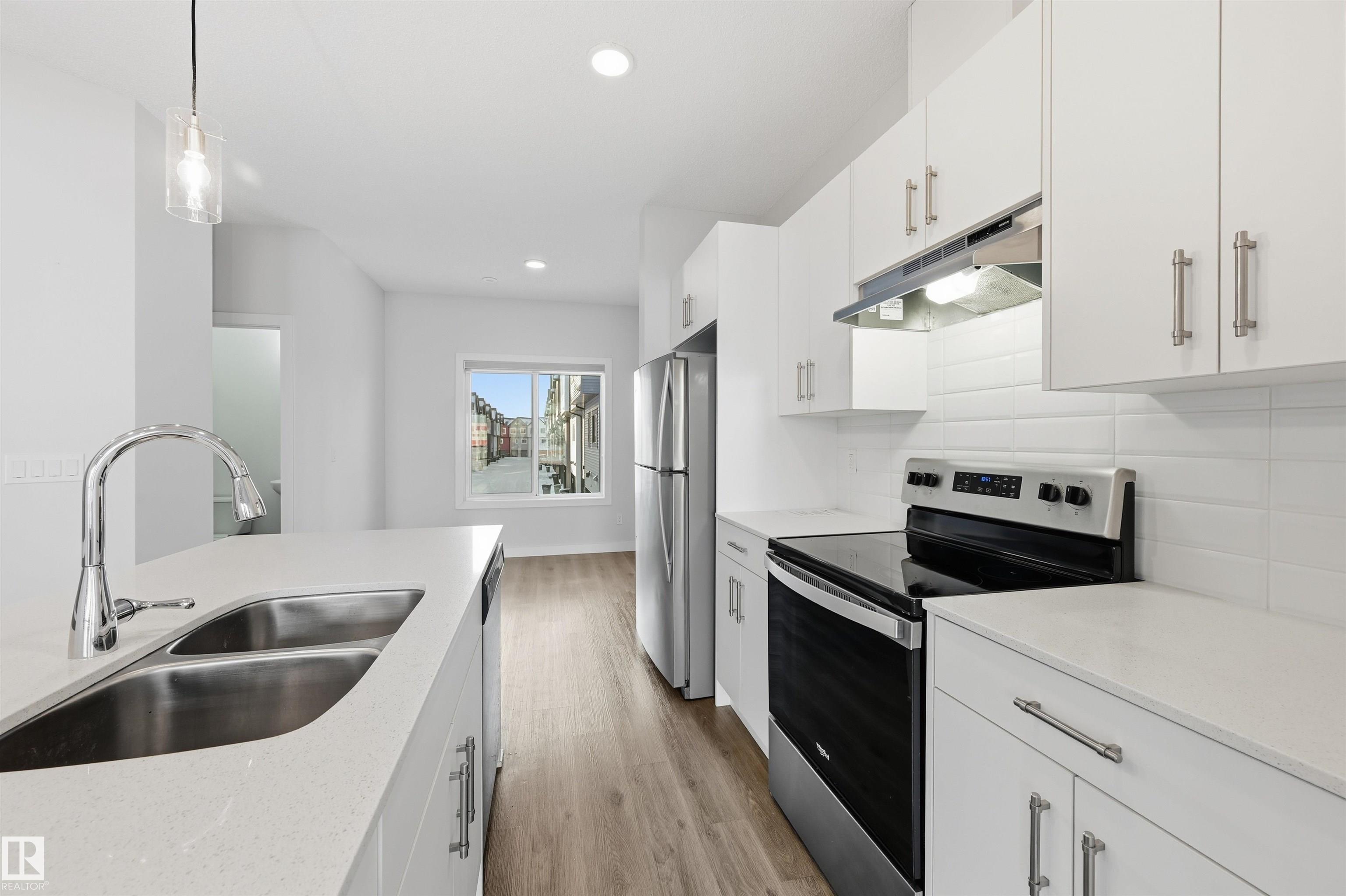 Photo 9 at 37 - 1010 Rabbit Hill Road SW, Glenridding Heights, Edmonton