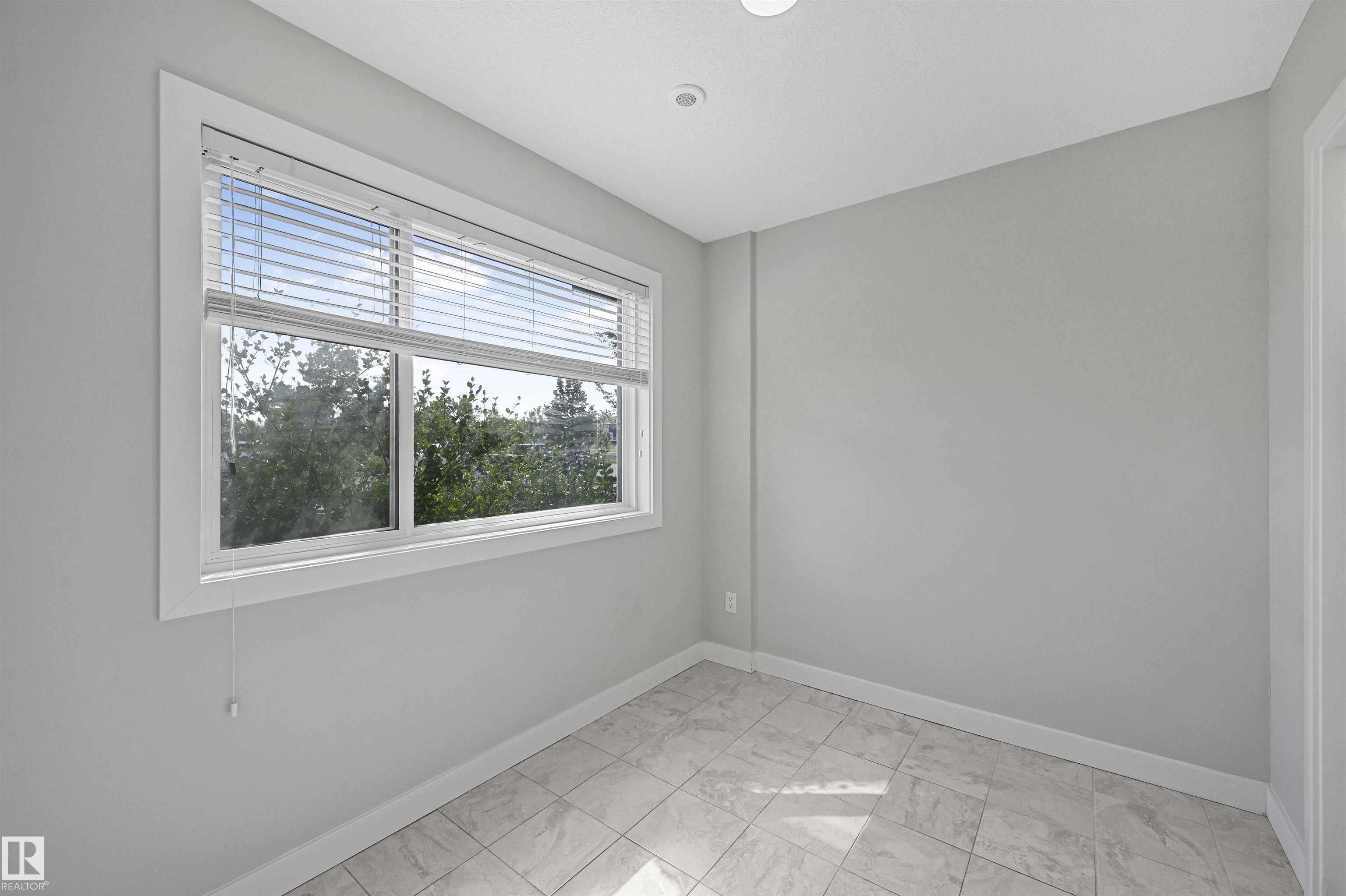 Photo 8 at 72 - 1010 Rabbit Hill Road SW, Glenridding Heights, Edmonton