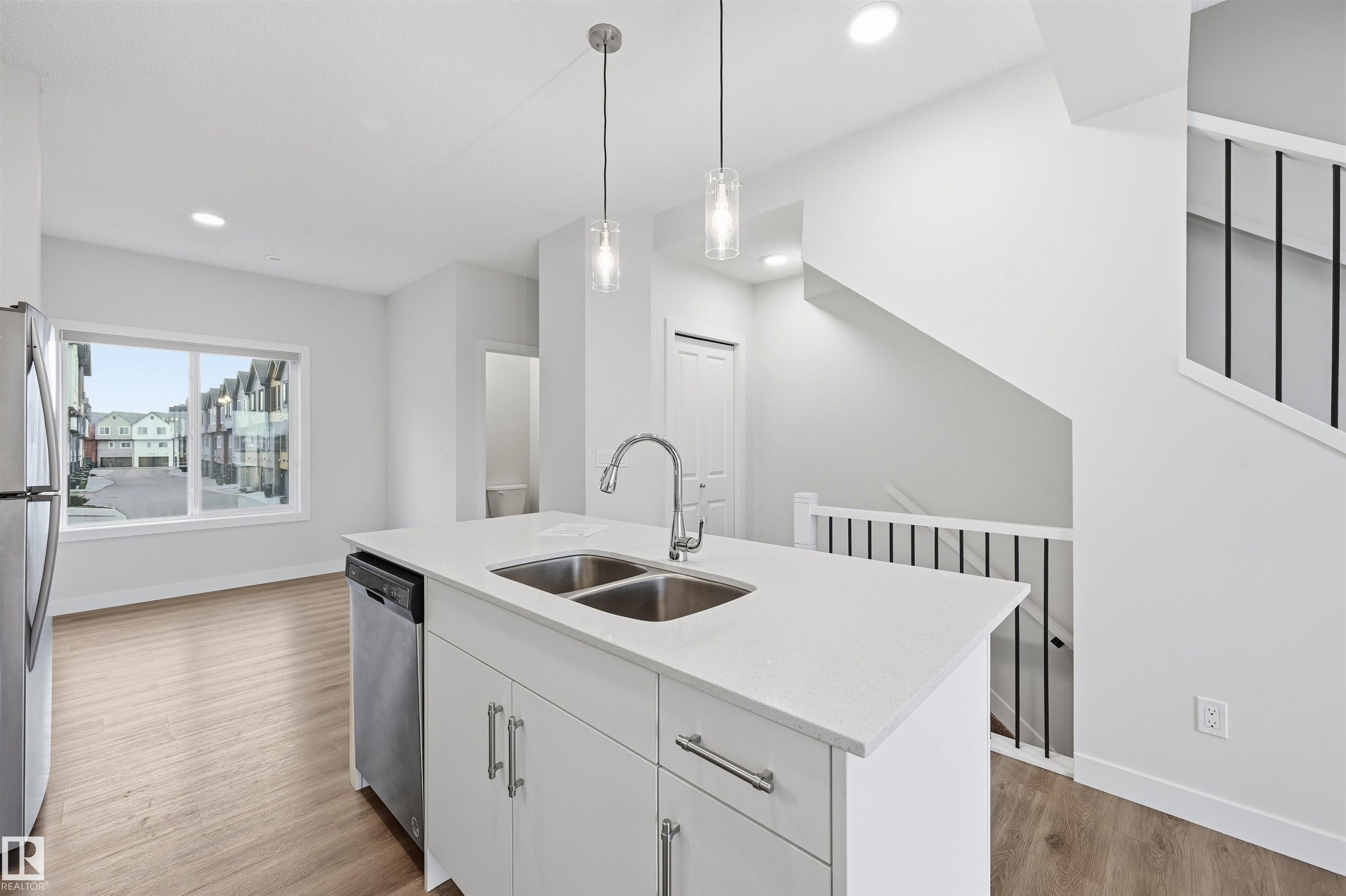 Photo 15 at 38 - 1010 Rabbit Hill Road SW, Glenridding Heights, Edmonton